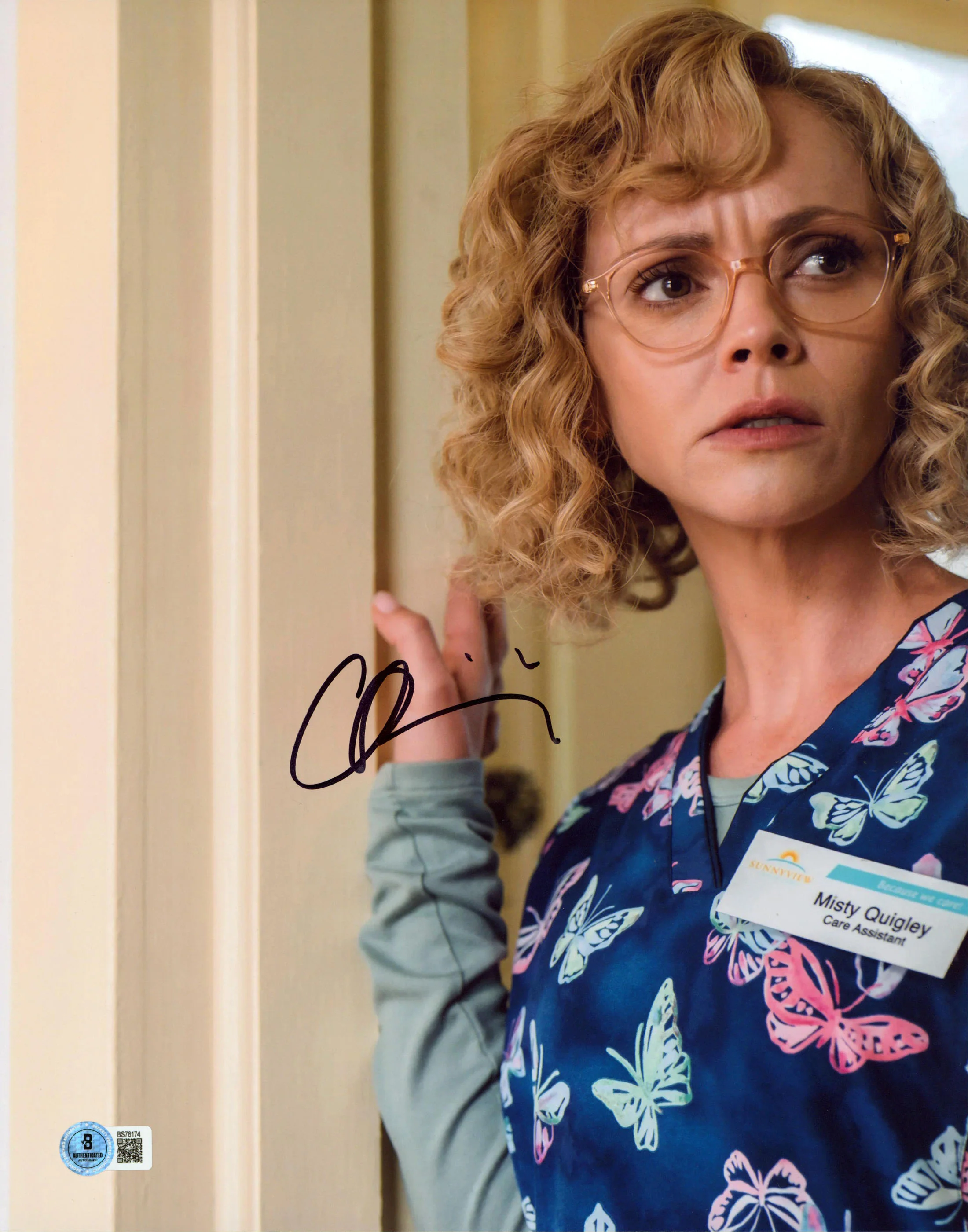 Christina Ricci Yellowjackets Authentic Signed 11x14 Vertical Photo BAS #BS78174 - Image 2