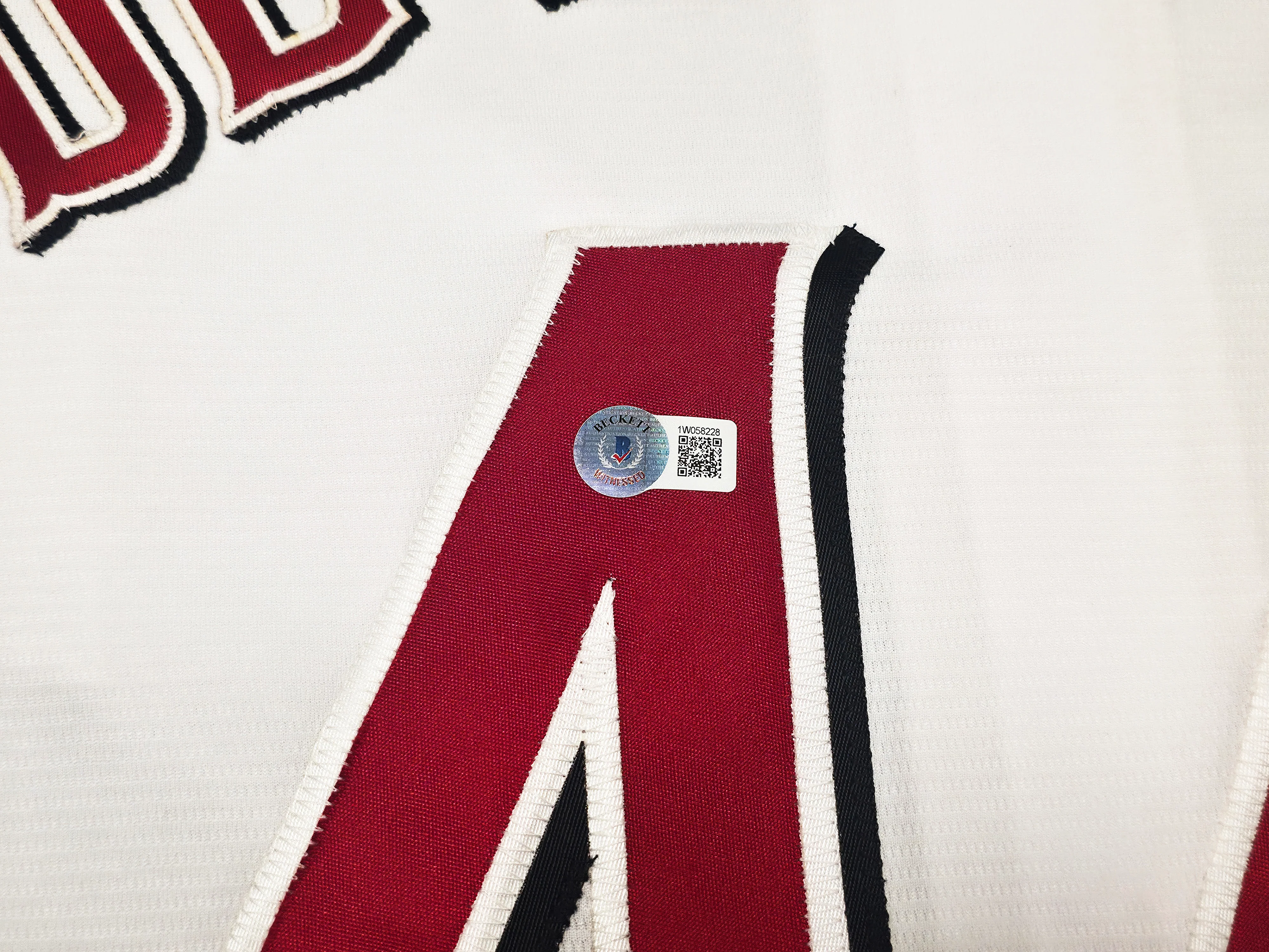 Cincinnati Reds Elly De La Cruz Autographed White Nike Jersey Size L Beckett BAS Witness Stock #256883 - Image 5