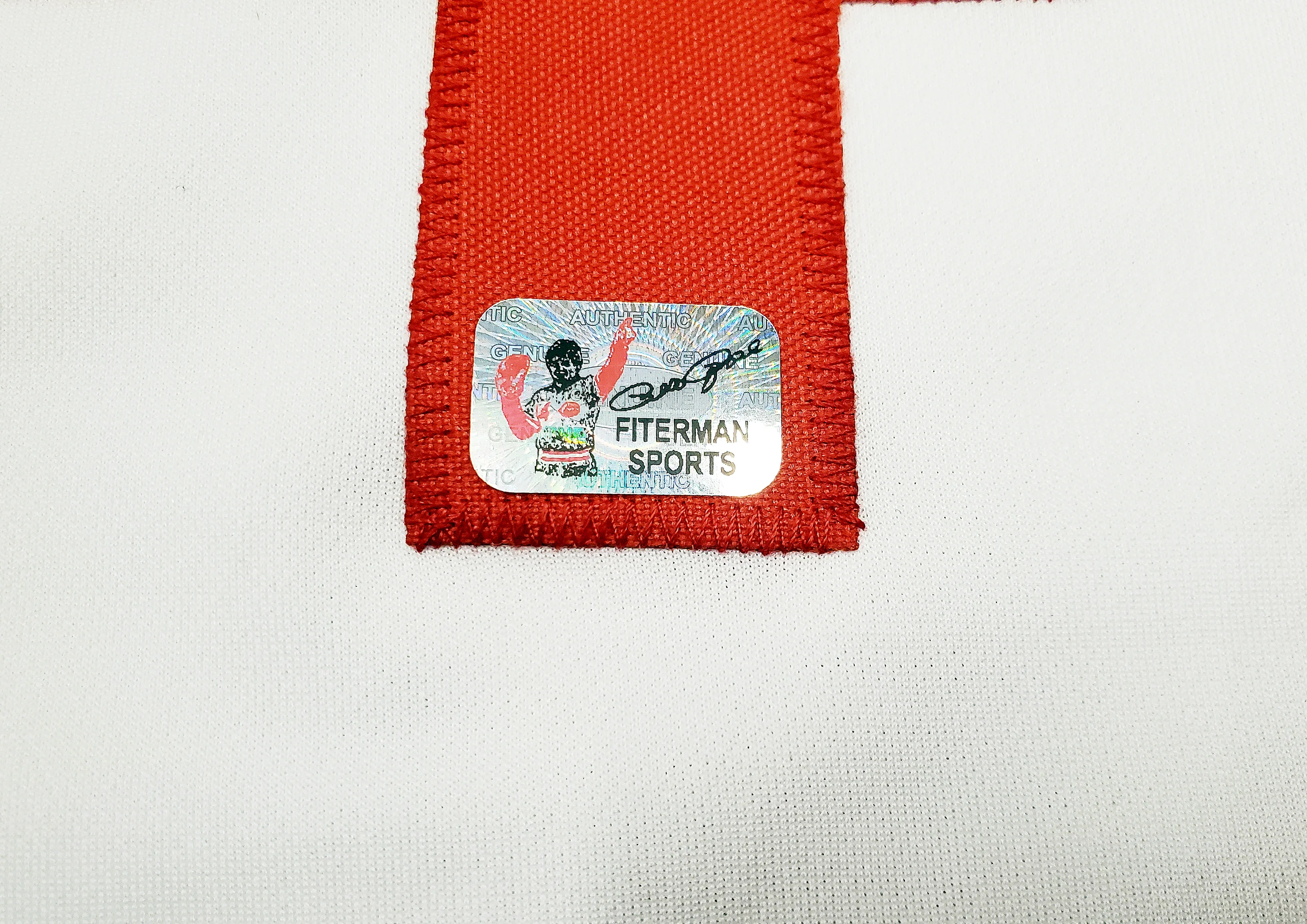 Cincinnati Reds Pete Rose Autographed White Jersey PR Holo Stock #197041 - Image 3