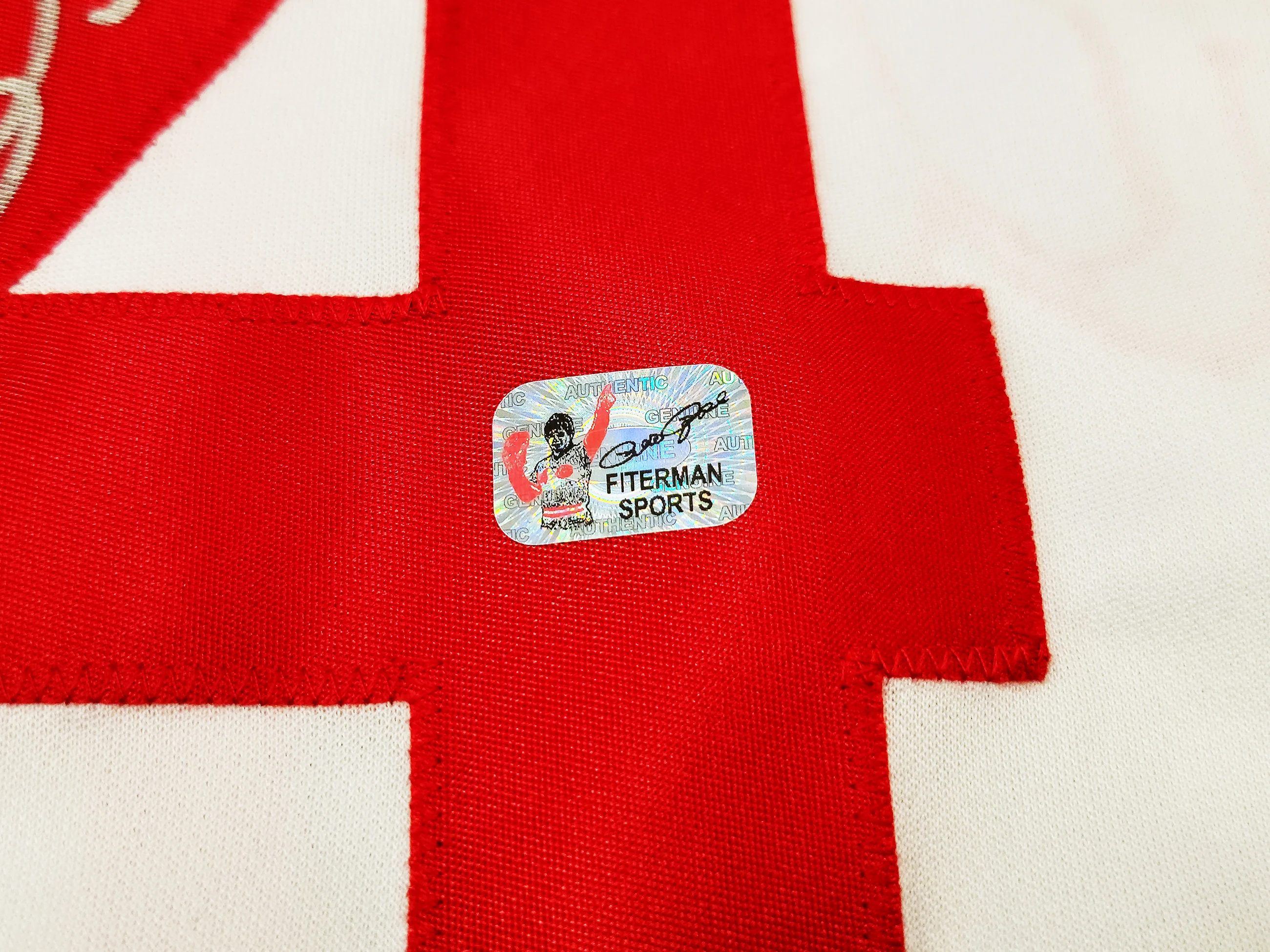Cincinnati Reds Pete Rose Autographed White Jersey PR Holo Stock #202356 - Image 5