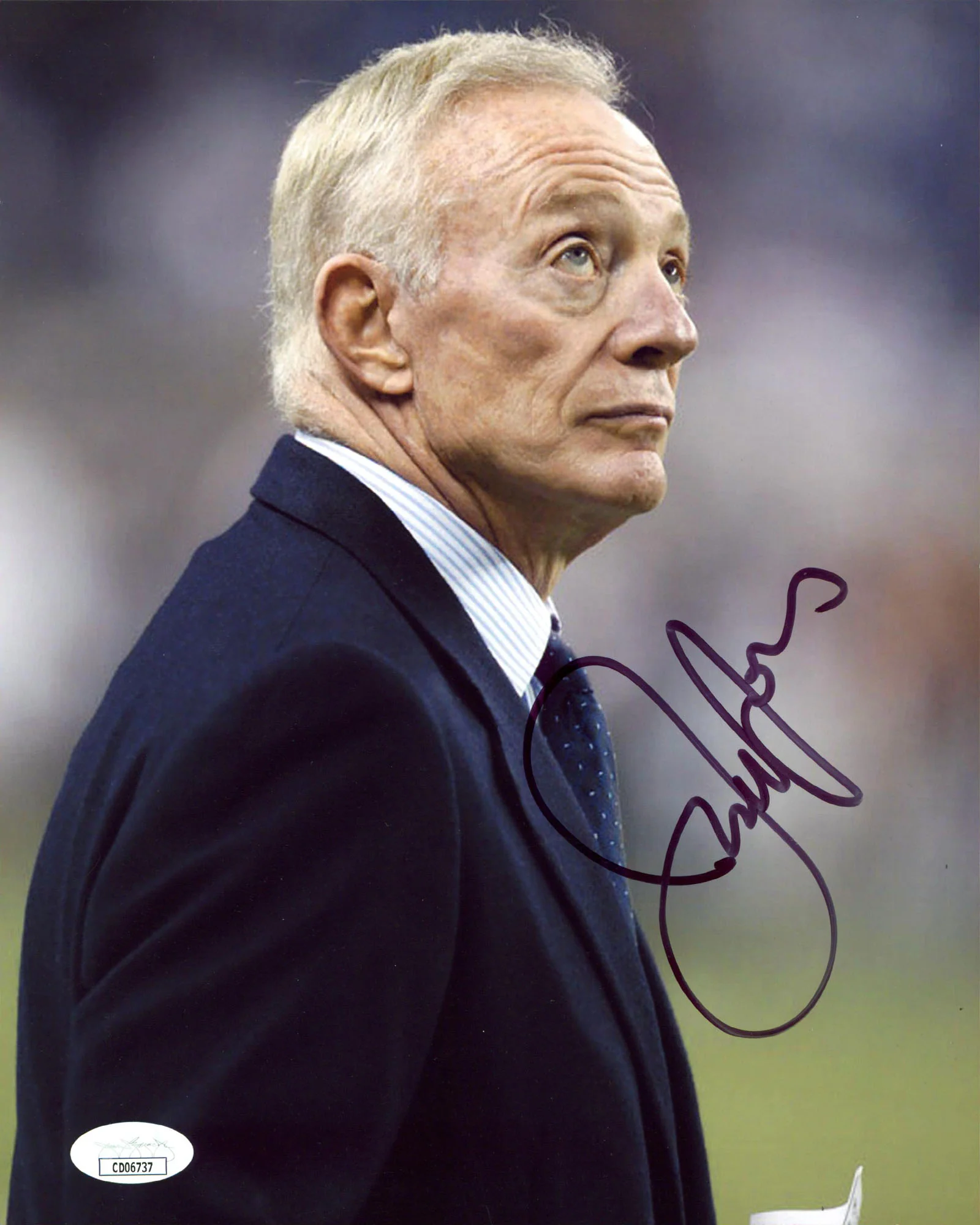 Cowboys Jerry Jones Authentic Signed 8x10 Vertical Photo JSA #CD06737 - Image 2