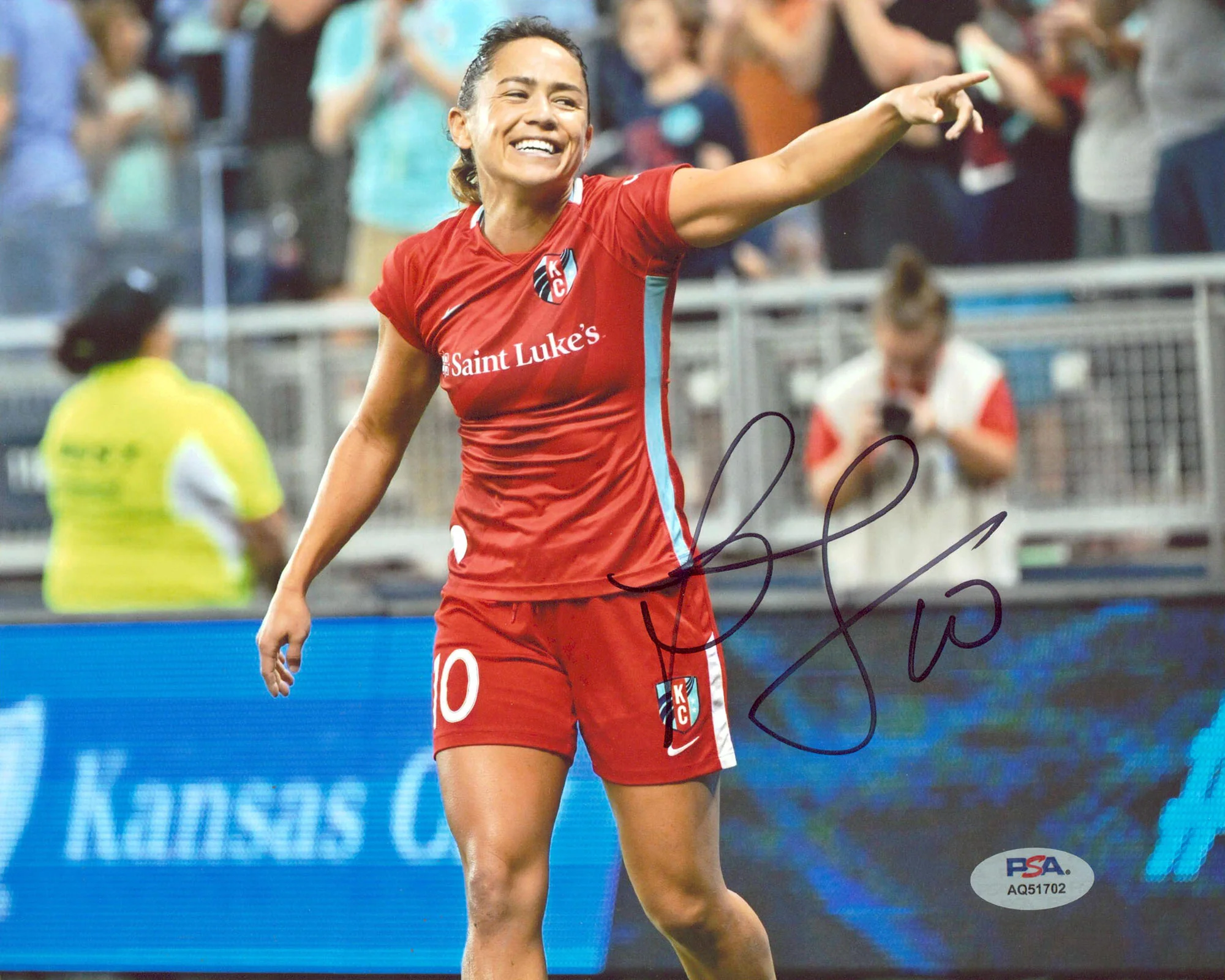 Current Lo'eau LaBonta Authentic Signed 8x10 Horizontal Photo PSA/DNA 2 - Image 2