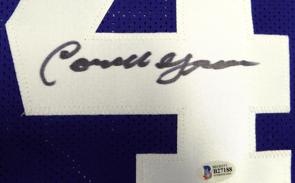 Dallas Cowboys Cornell Green Autographed Blue Jersey Beckett BAS Stock #119723 - Image 3