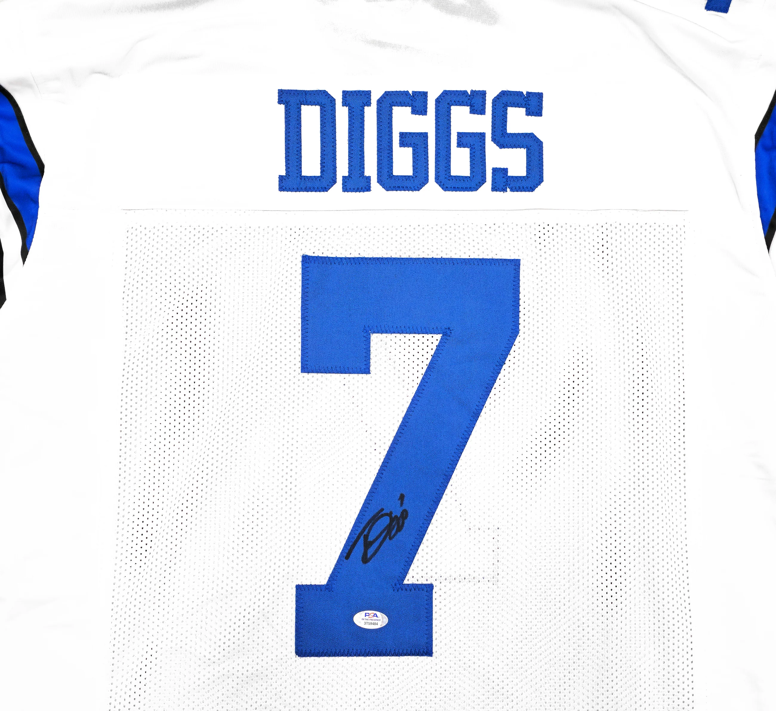 Dallas Cowboys Trevon Diggs Autographed White Jersey PSA/DNA Stock #233667 - Image 3