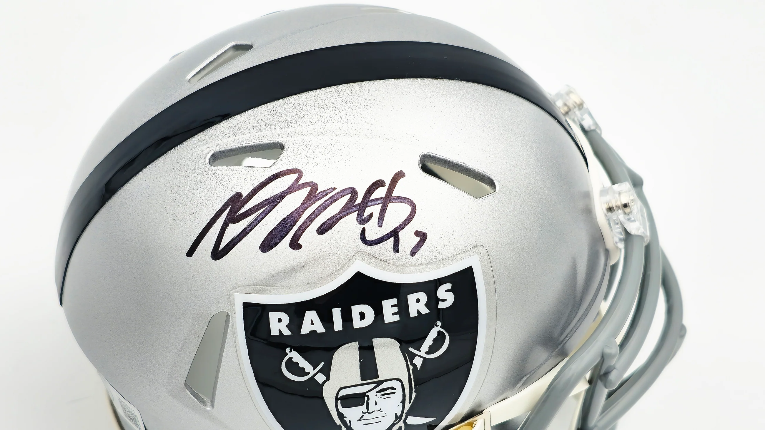 Davante Adams Autographed Las Vegas Raiders Silver Speed Mini Helmet Beckett BAS Witness Stock #224822 - Image 2