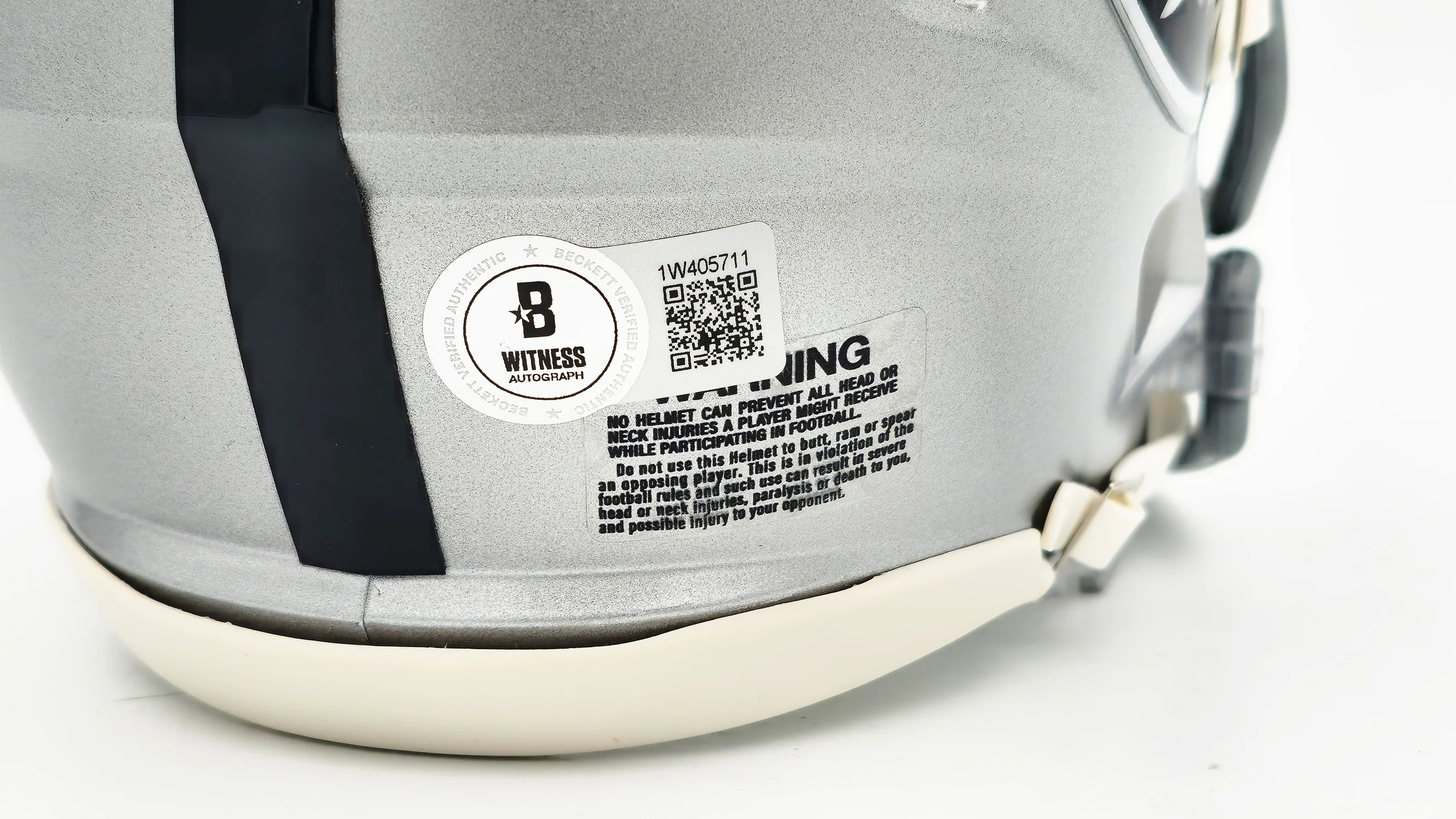 Davante Adams Autographed Las Vegas Raiders Silver Speed Mini Helmet Beckett BAS Witness Stock #224822 - Image 5
