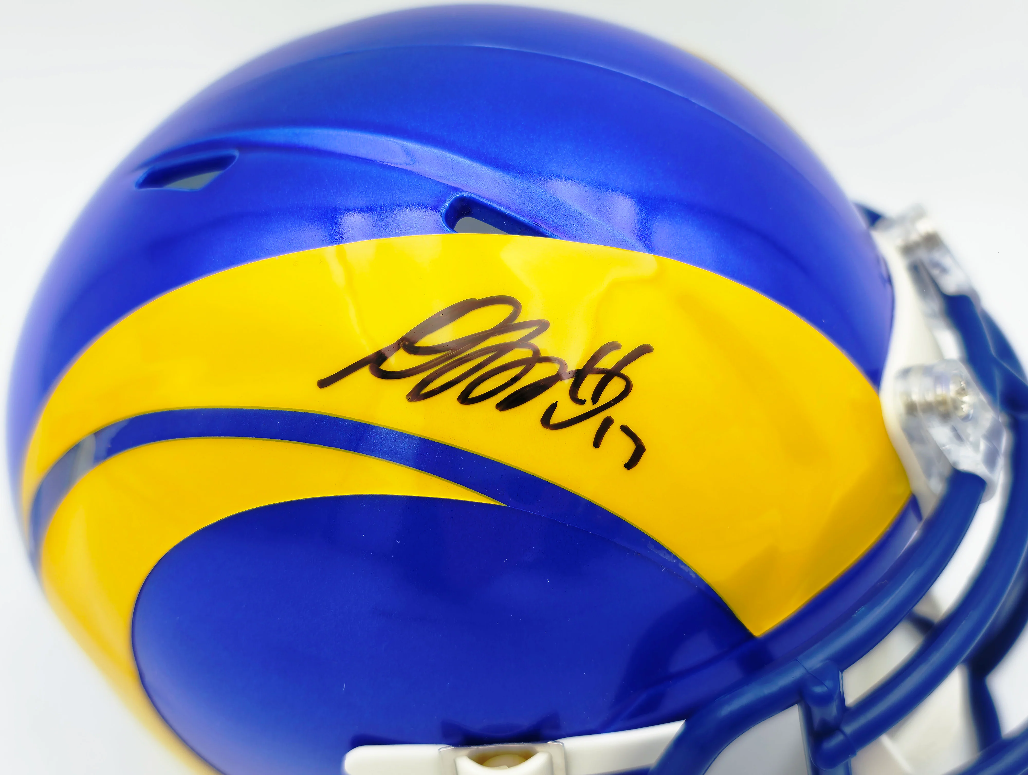 Davante Adams Autographed Los Angeles Rams Blue Speed Mini Helmet Beckett BAS Witness Stock #257214 - Image 2