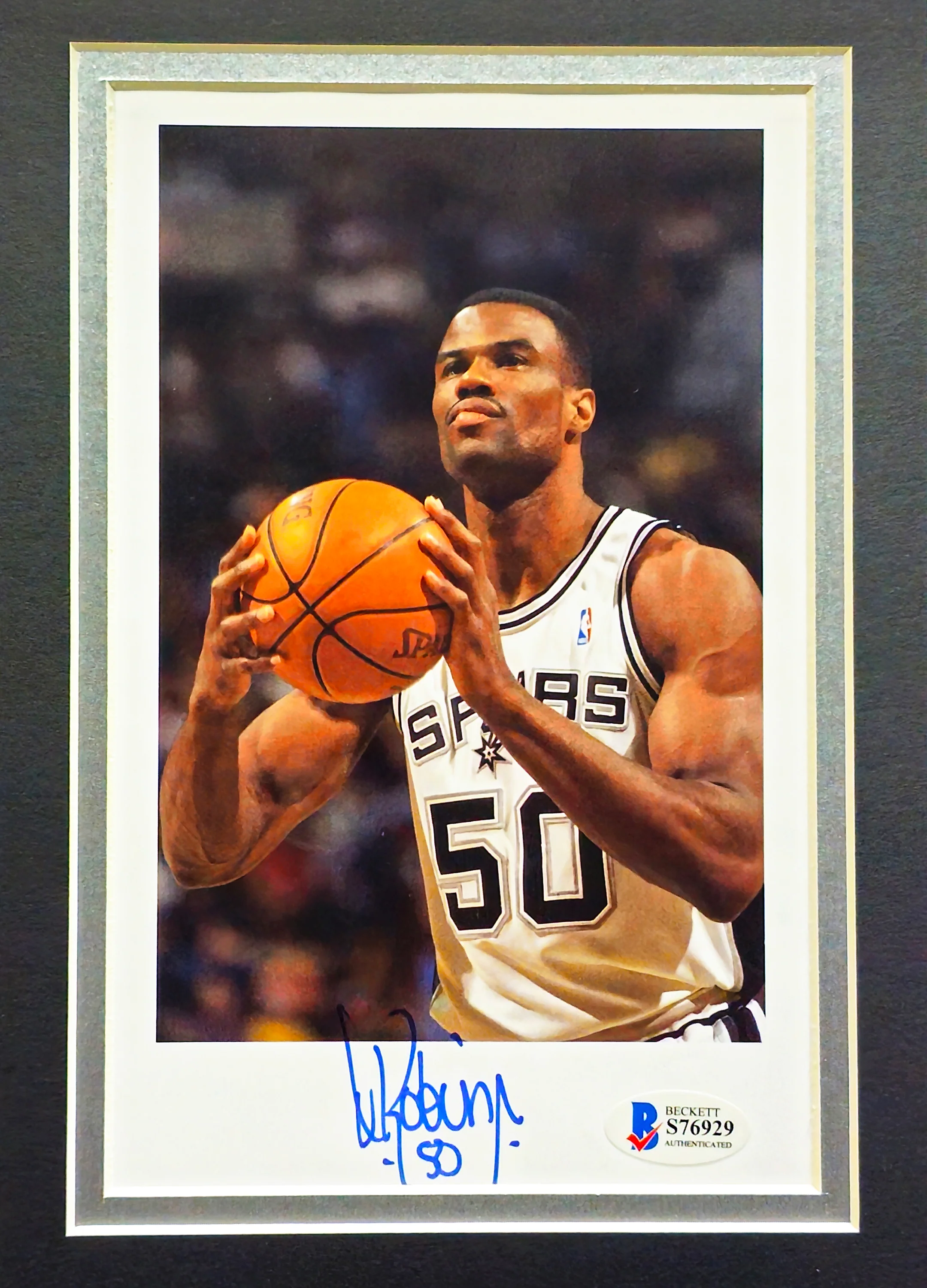 David Robinson Autographed Framed 5.5x8.5 Photo San Antonio Spurs Beckett BAS Stock #230207 - Image 2