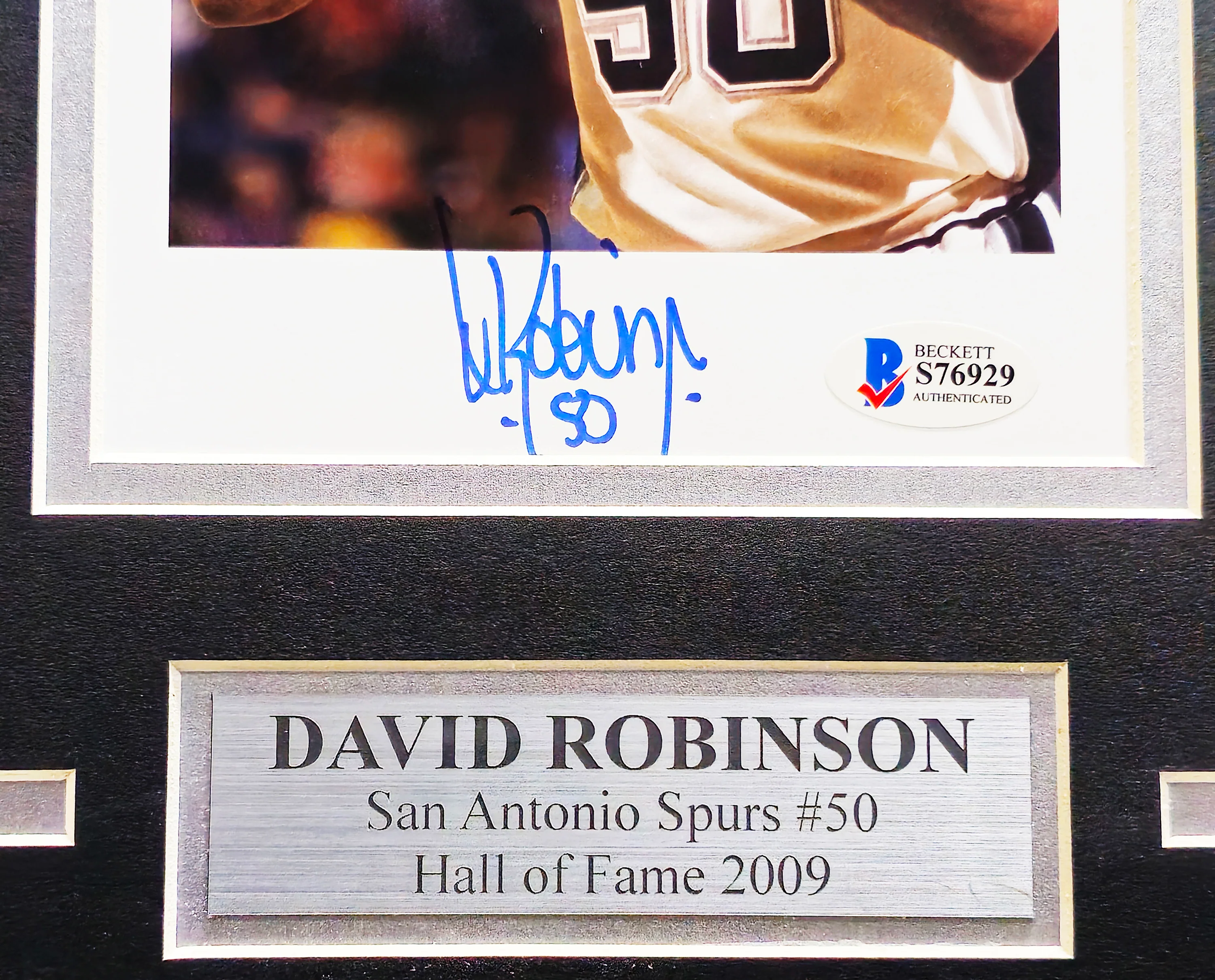 David Robinson Autographed Framed 5.5x8.5 Photo San Antonio Spurs Beckett BAS Stock #230207 - Image 3