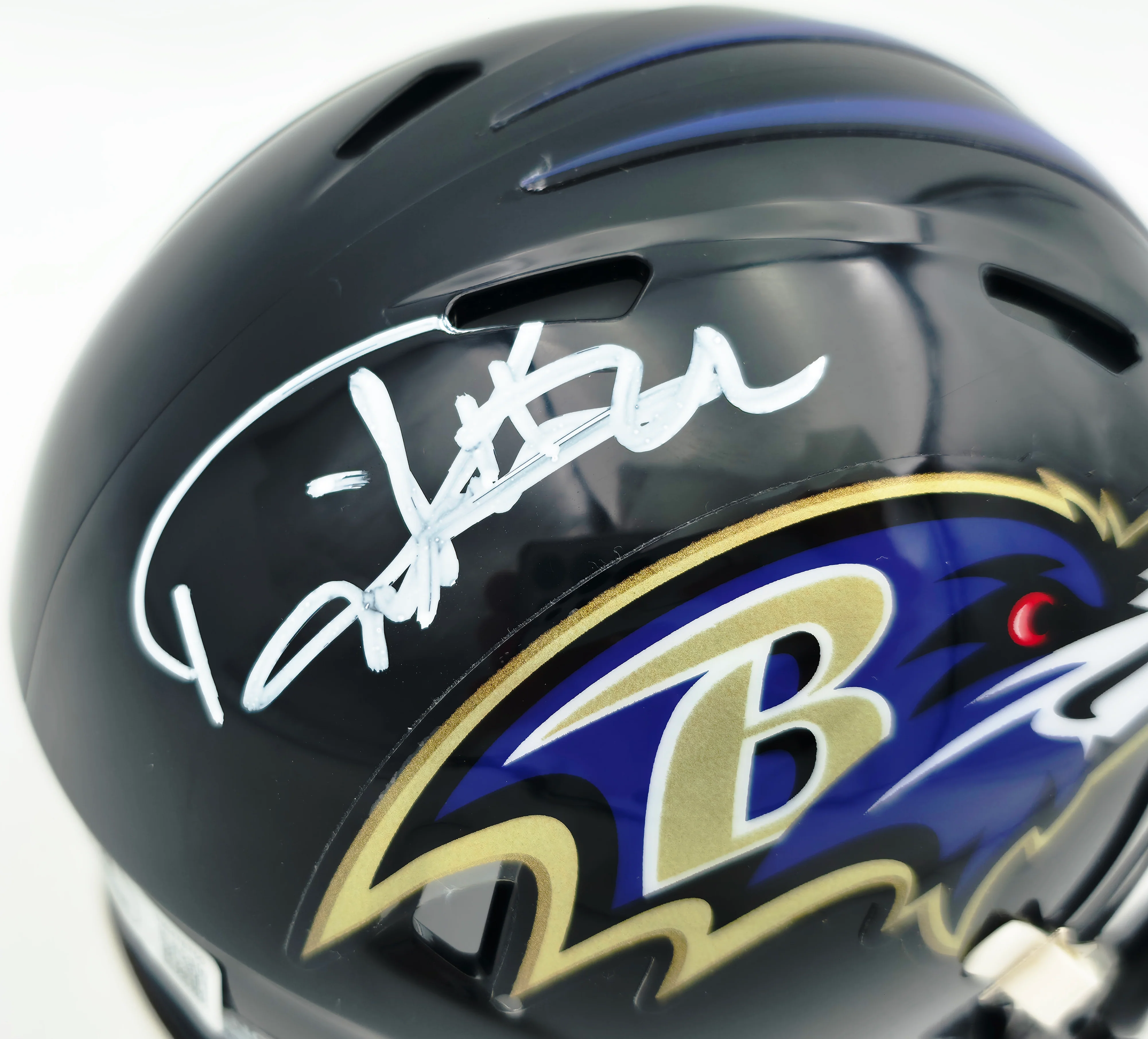 Derrick Henry Autographed Baltimore Ravens Black Speed Mini Helmet Beckett BAS Witness Stock #261817 - Image 2