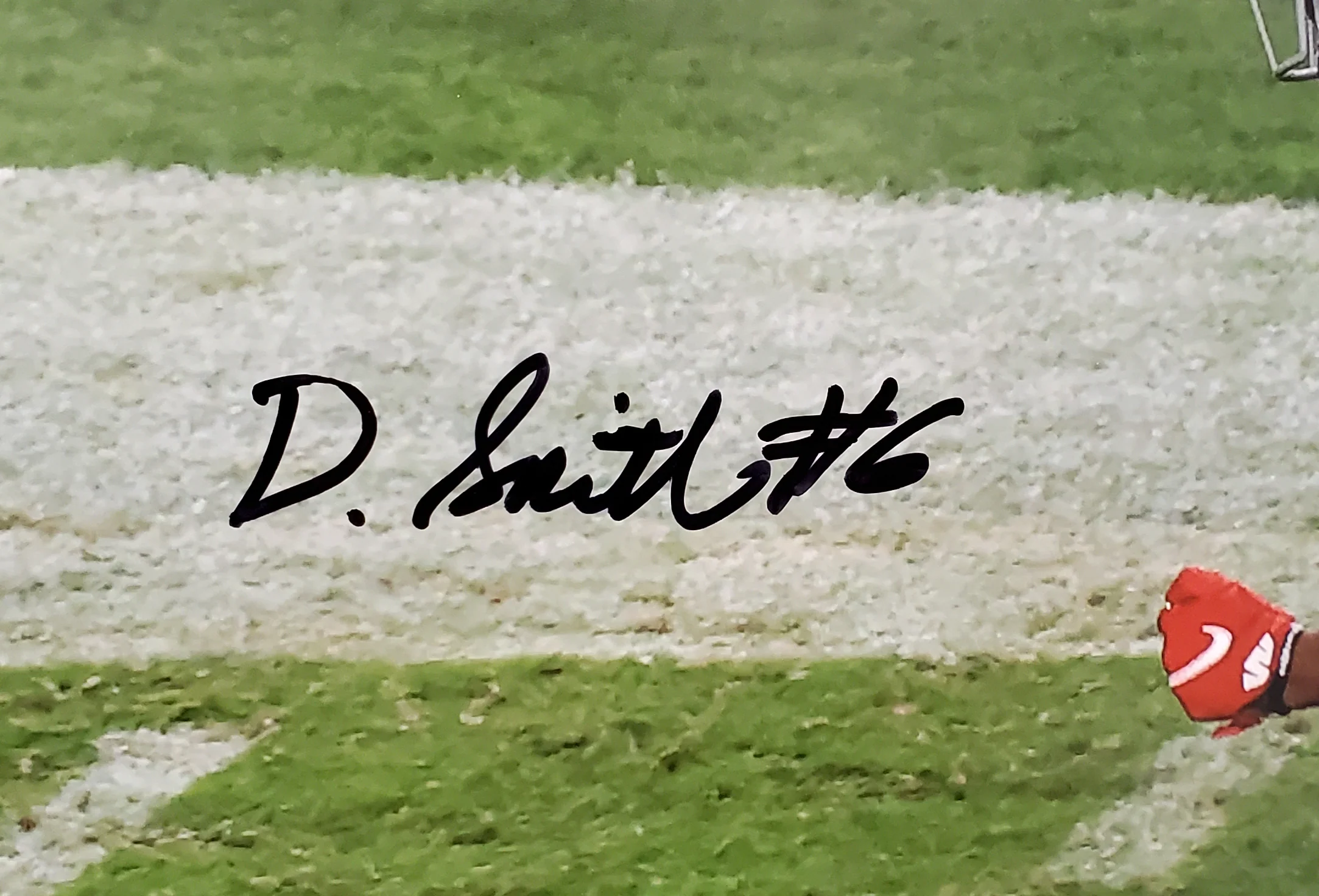 Devonta Smith Autographed 16x20 Photo Alabama Crimson Tide 2021 National Championship Beckett BAS Stock #189562 - Image 2
