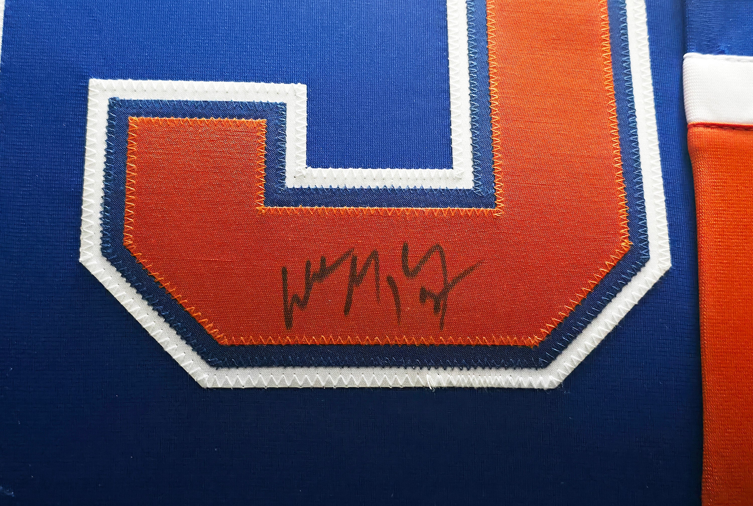 Edmonton Oilers Wayne Gretzky Autographed Framed Blue & Orange Jersey Beckett BAS QR Stock #254312 - Image 3
