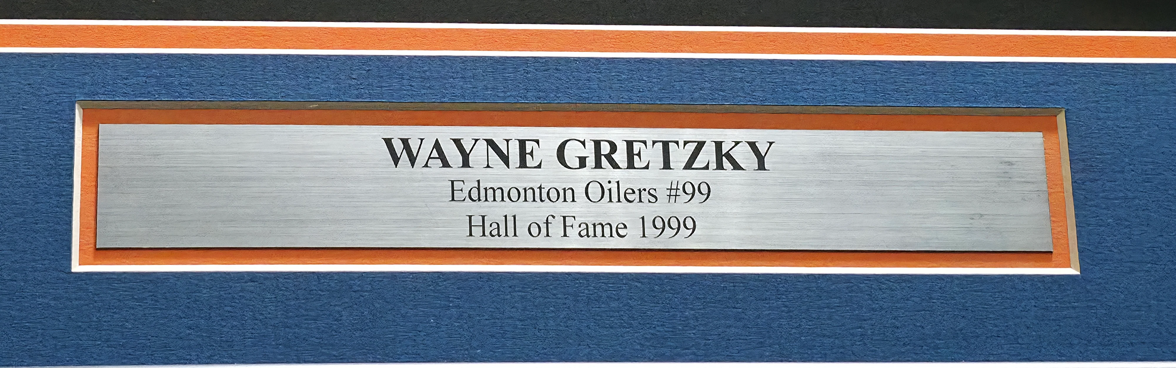 Edmonton Oilers Wayne Gretzky Autographed Framed Blue & Orange Jersey Beckett BAS QR Stock #254312 - Image 5