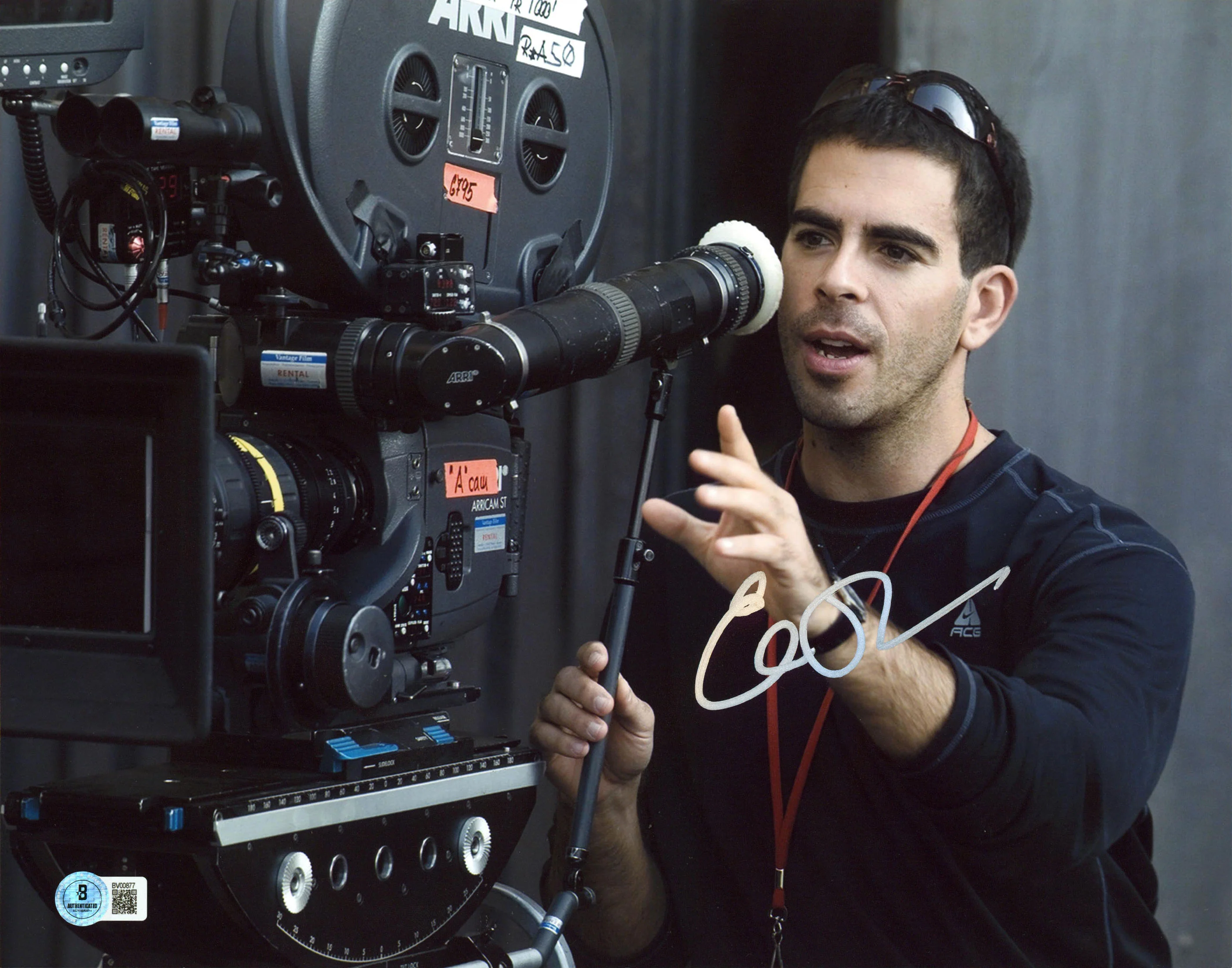 Eli Roth Cabin Fever Authentic Signed 11x14 Horizontal Photo BAS #BV00877