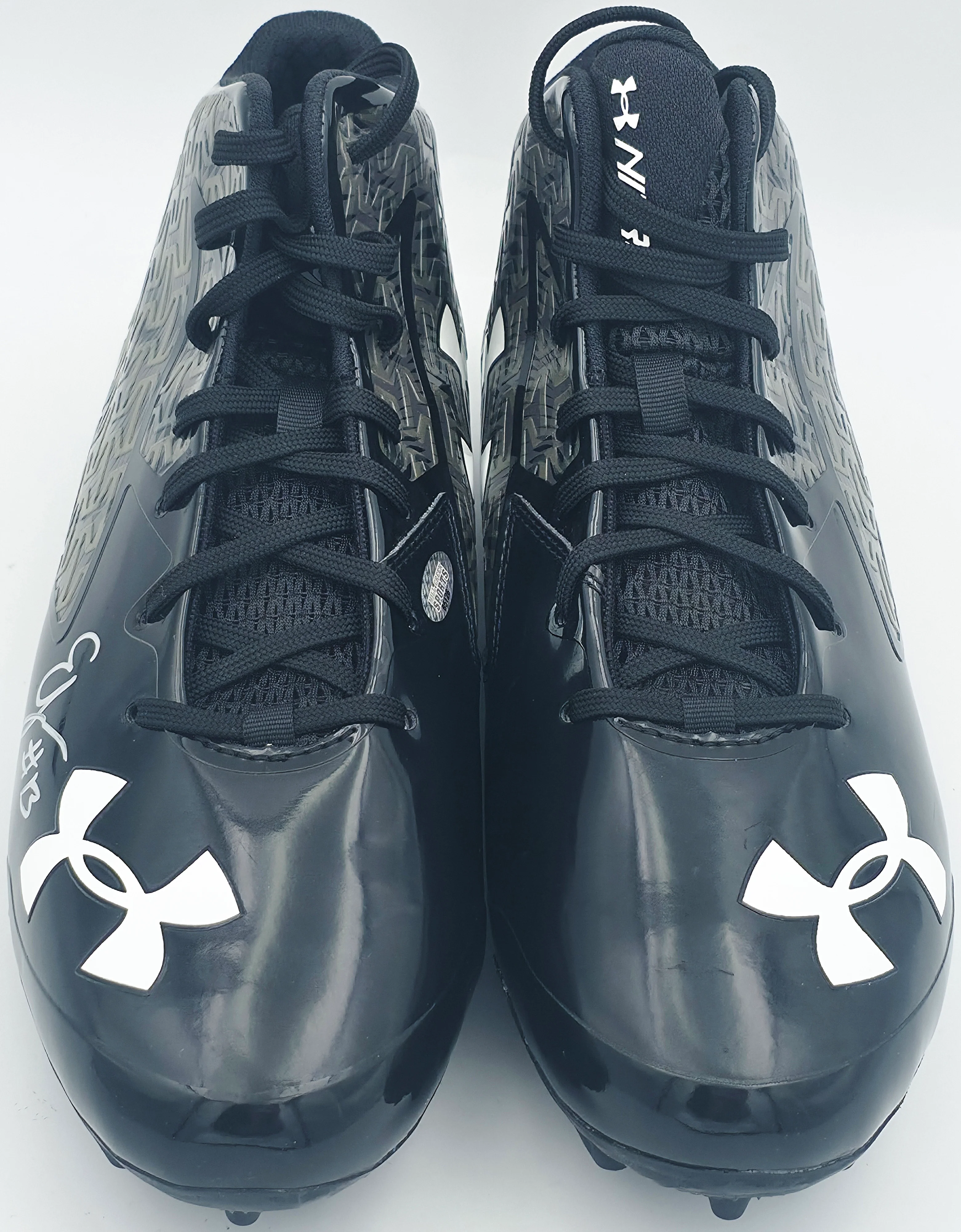Ernest Jones IV Autographed Pair of Black Under Armour Cleats Seattle Seahawks Size 10 MCS Holo Stock #242564 - Image 4