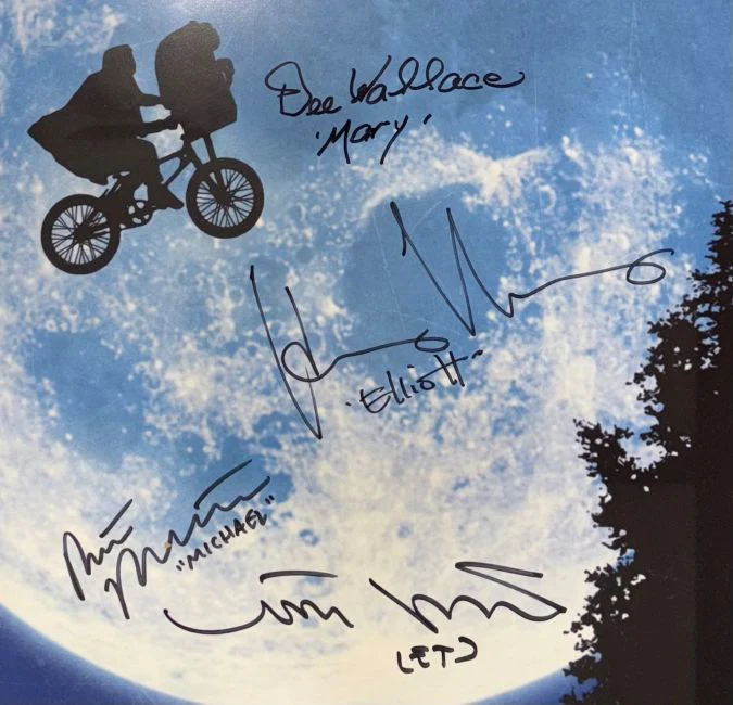 ET Cast (4) Signed Framed 24x36 ET Poster Henry Thomas De Merritt & More JSA - Image 2