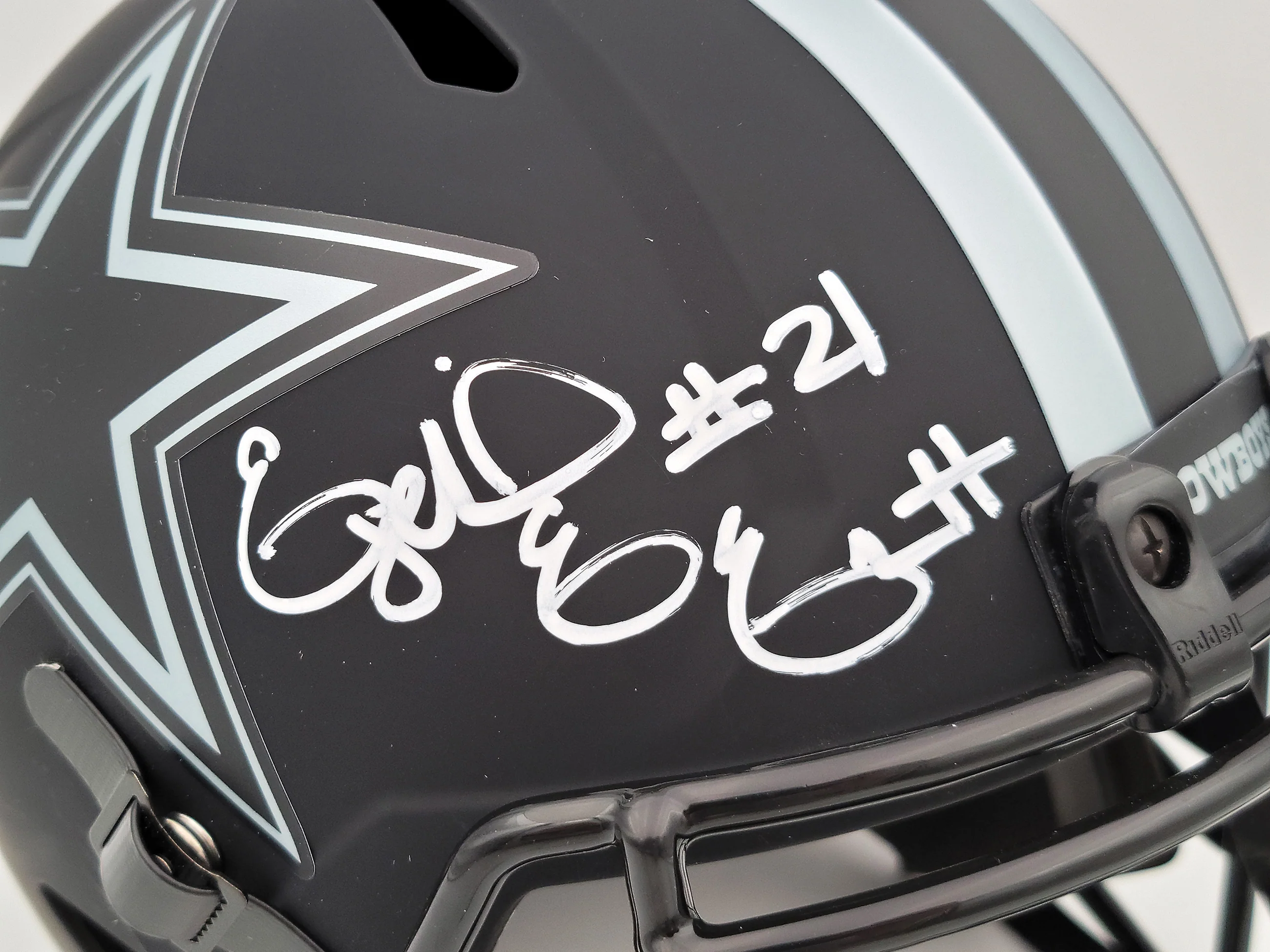 Ezekiel Elliott Autographed Dallas Cowboys Eclipse Black Full Size Replica Speed Helmet Beckett BAS QR Stock #203007 - Image 2
