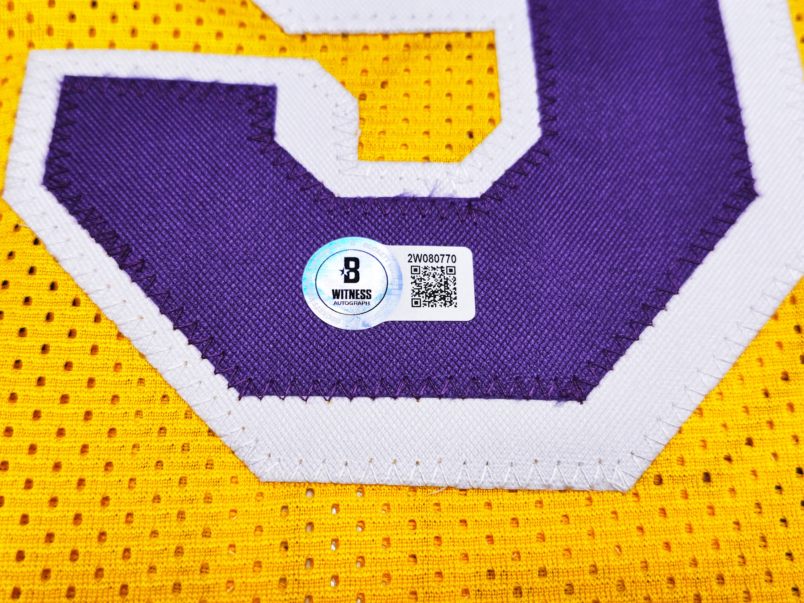 Fletch Chevy Chase Autographed Yellow Jersey Beckett BAS Witness Stock #233717 - Image 5