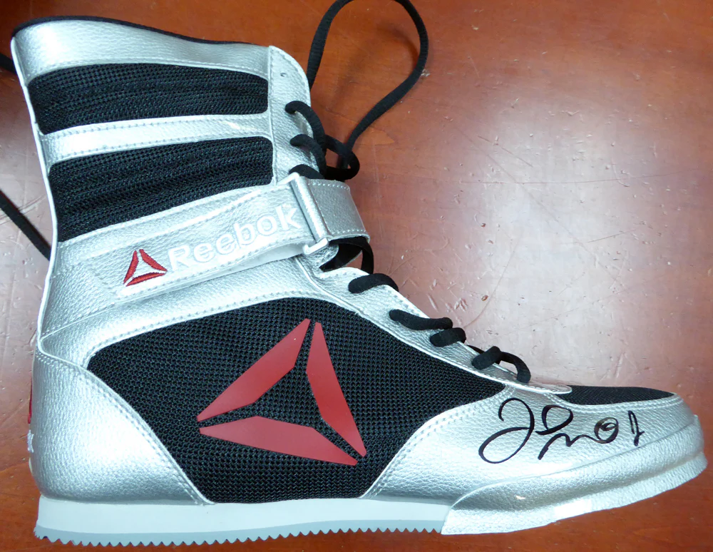 Floyd Mayweather Jr. Autographed Reebok Silver Boxing Shoes Beckett BAS Stock #121801 - Image 3