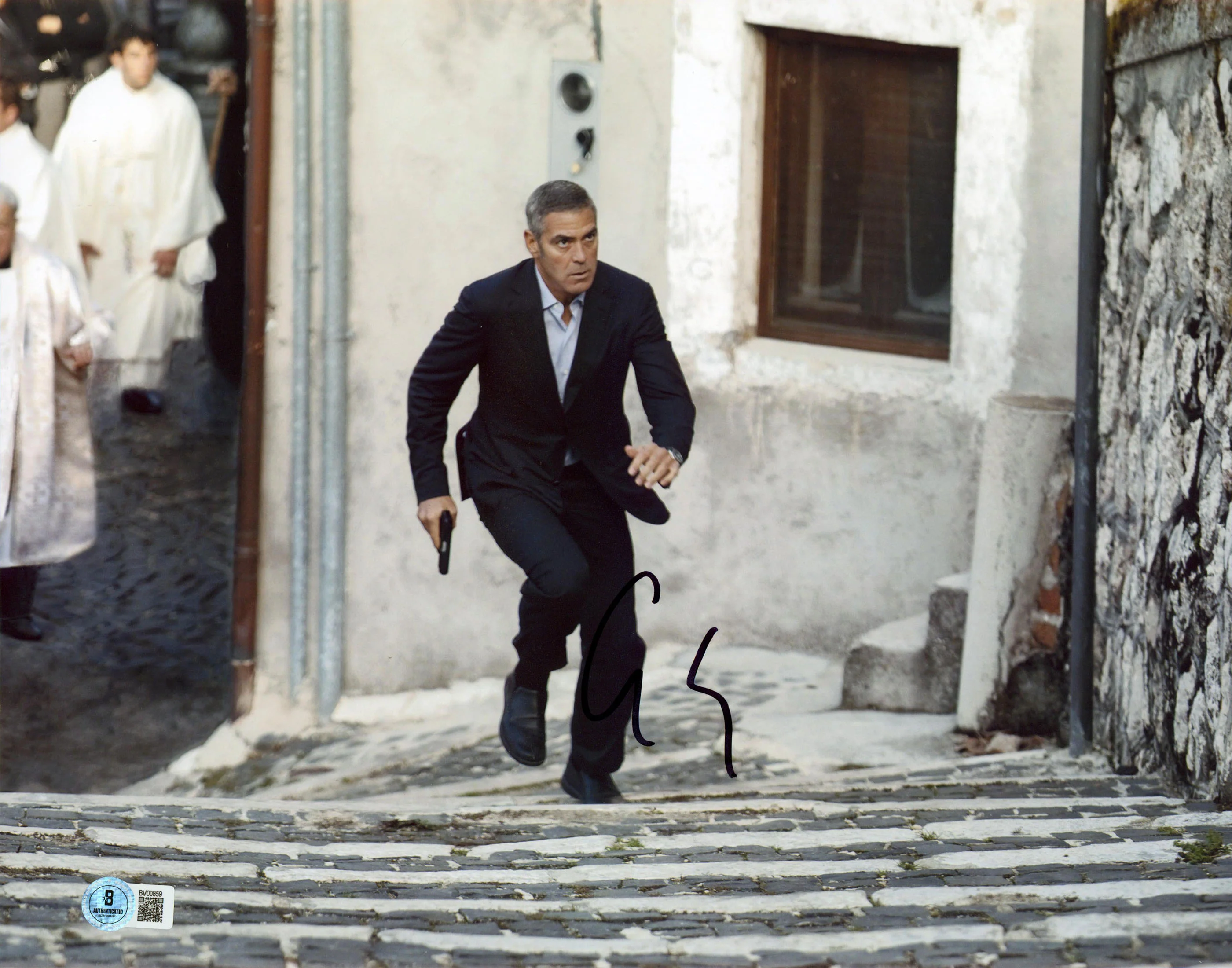 George Clooney The American Authentic Signed 11x14 Horizontal Photo BAS #BV00859 - Image 2