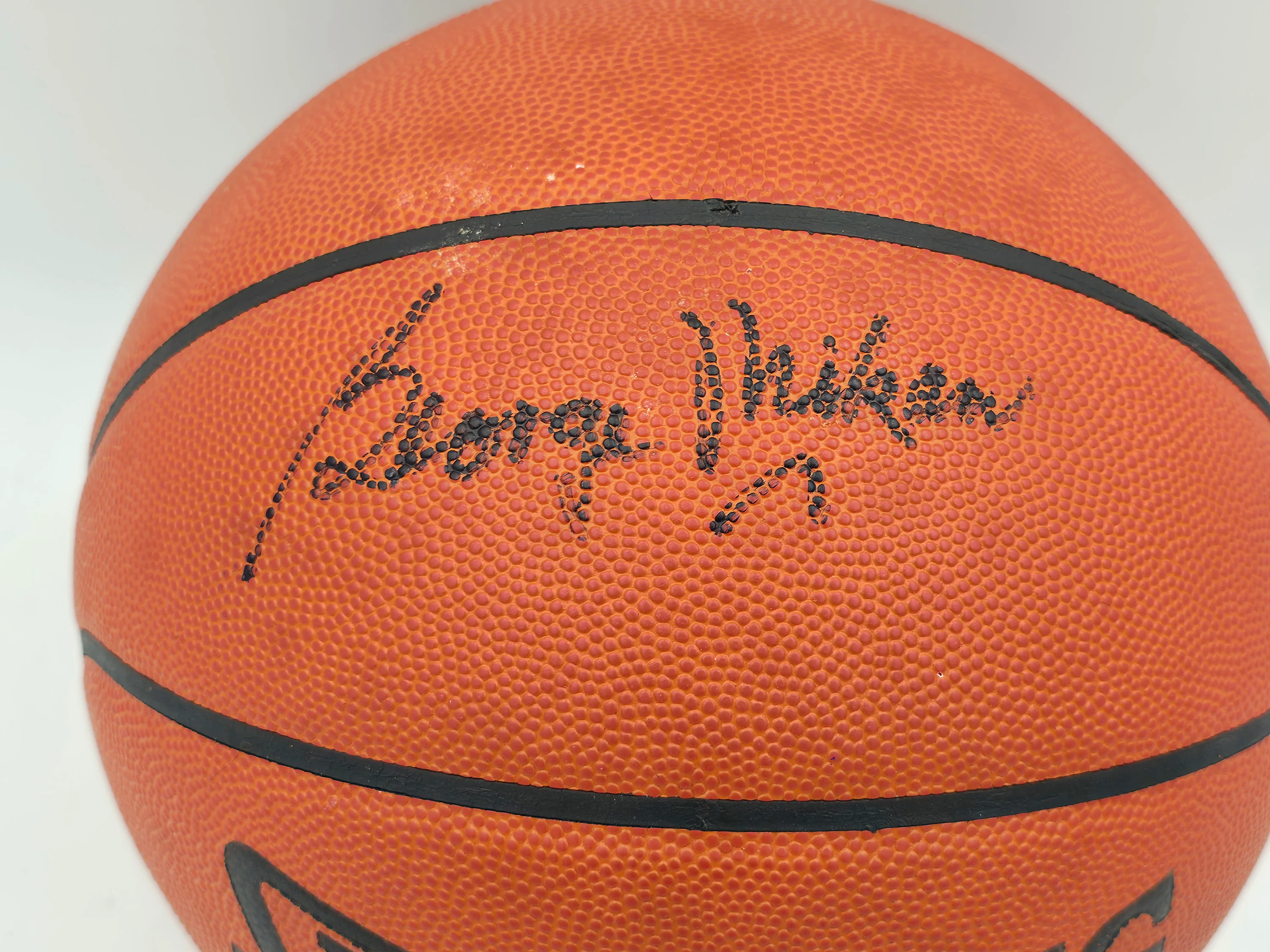 George Mikan Autographed Spalding NBA Leather Game Basketball Minneapolis Lakers Beckett BAS QR #BS30426 - Image 2