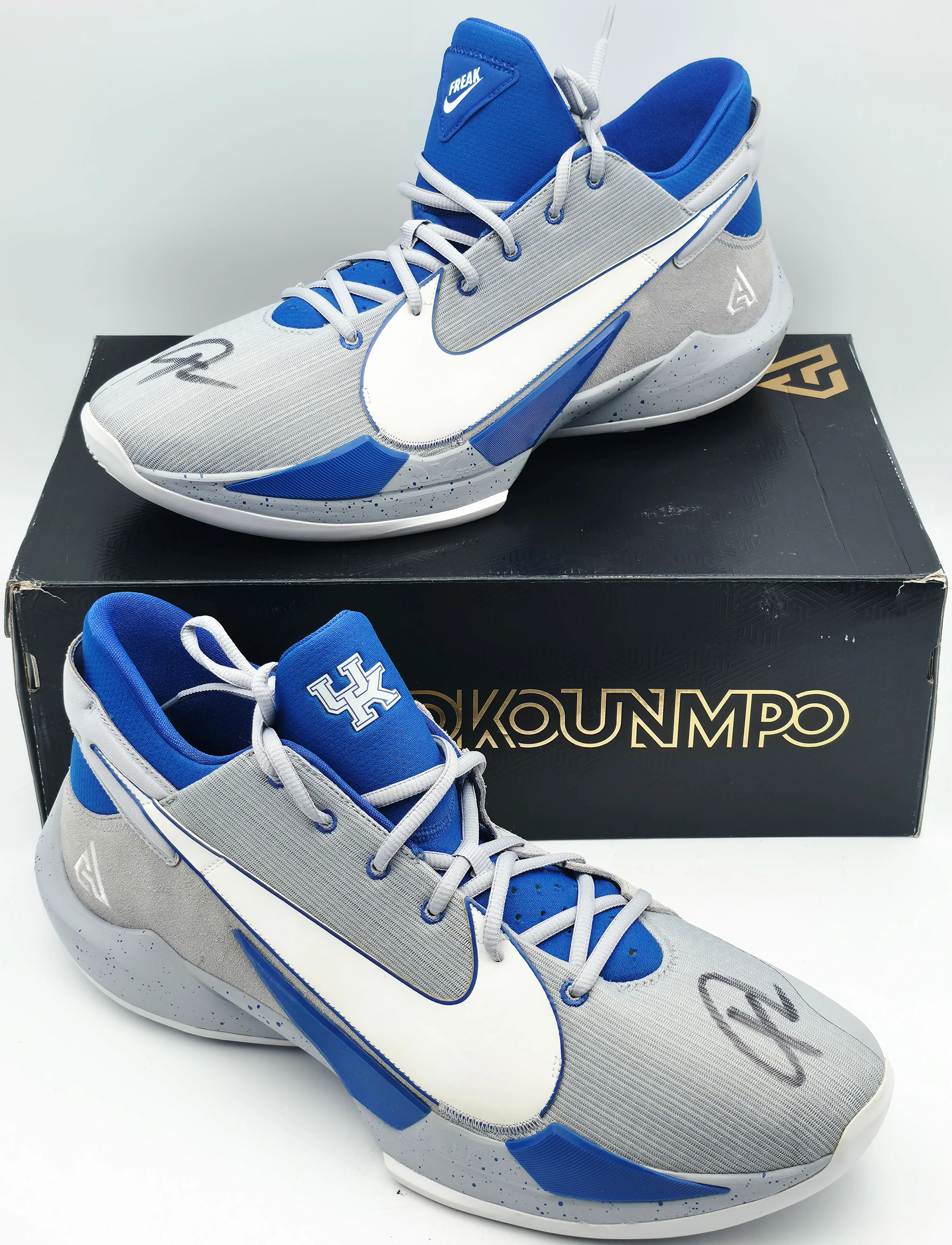 Giannis Antetokounmpo Autographed 2021 Player Exclusive (PE) Promo UNIVERSITY OF KENTUCKY Wlf Grey & White Nike Zoom Freak 2 KY MENS SOS Shoes Size 17 (With Box) Beckett BAS Witness #3W396873 & #3W396874
