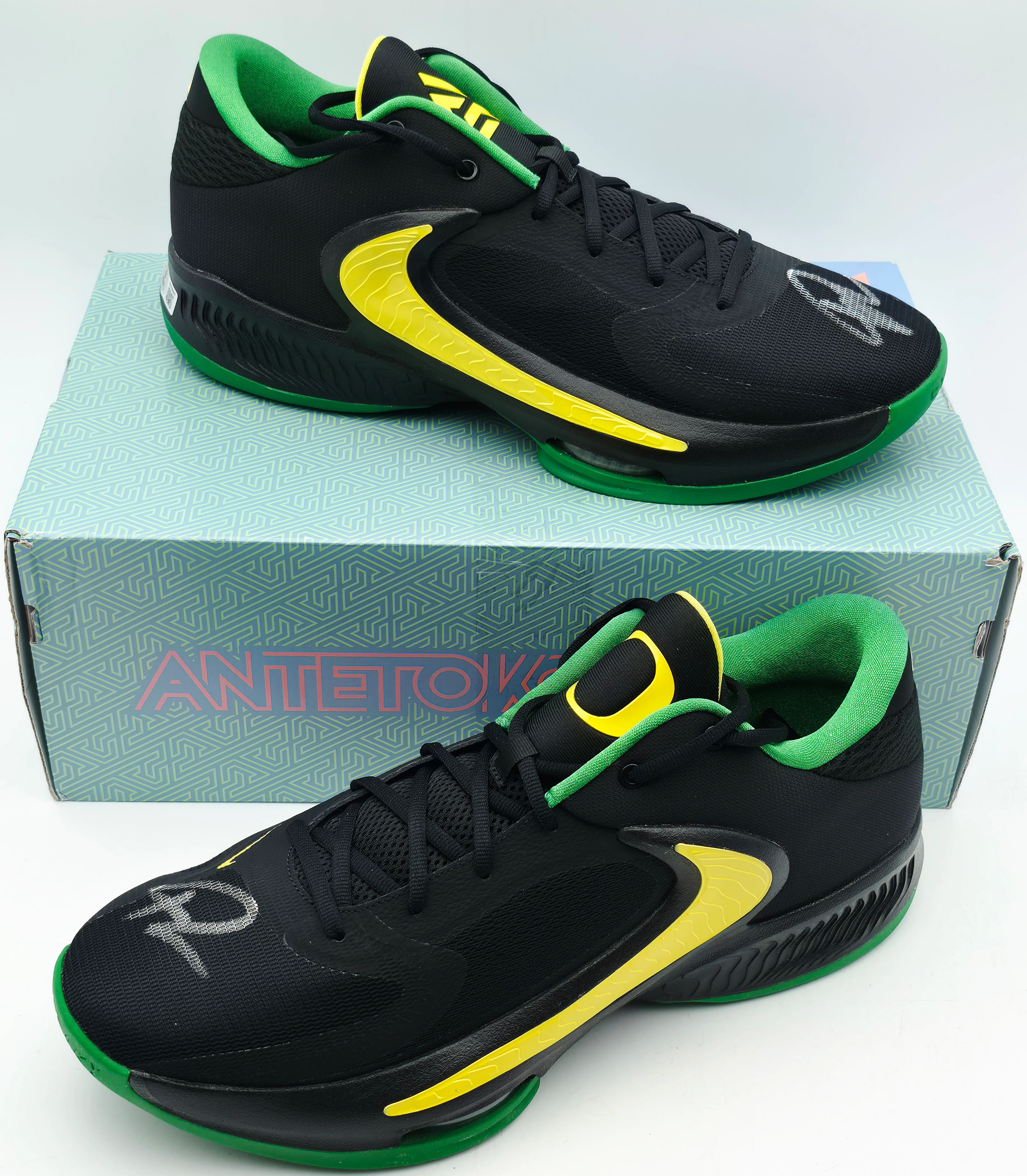Giannis Antetokounmpo Autographed 2022 Player Exclusive (PE) Promo Oregon Black & Yellow Strike Nike Zoom Freak 4 NCAA SOS Shoes Size 16 (With Box) Beckett BAS Witness #3W396582 & #3W396583