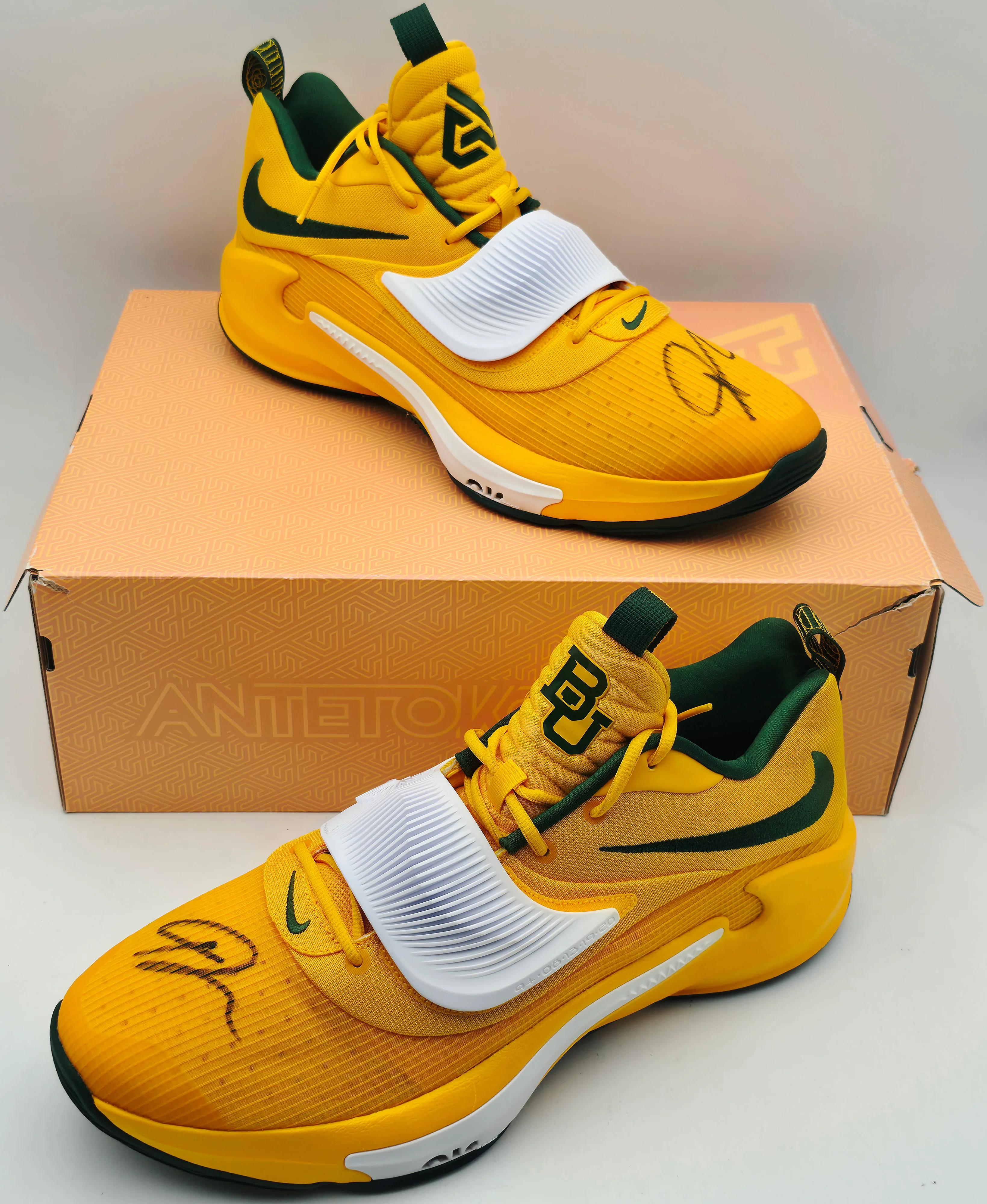 Giannis Antetokounmpo Autographed 2021 Player Exclusive (PE) Promo Baylor University Gold & Gorge Nike Zoom Freak 3 NCAA SOS Shoes Size 17 (With Box) Beckett BAS Witness #3W396622 & #3W396623