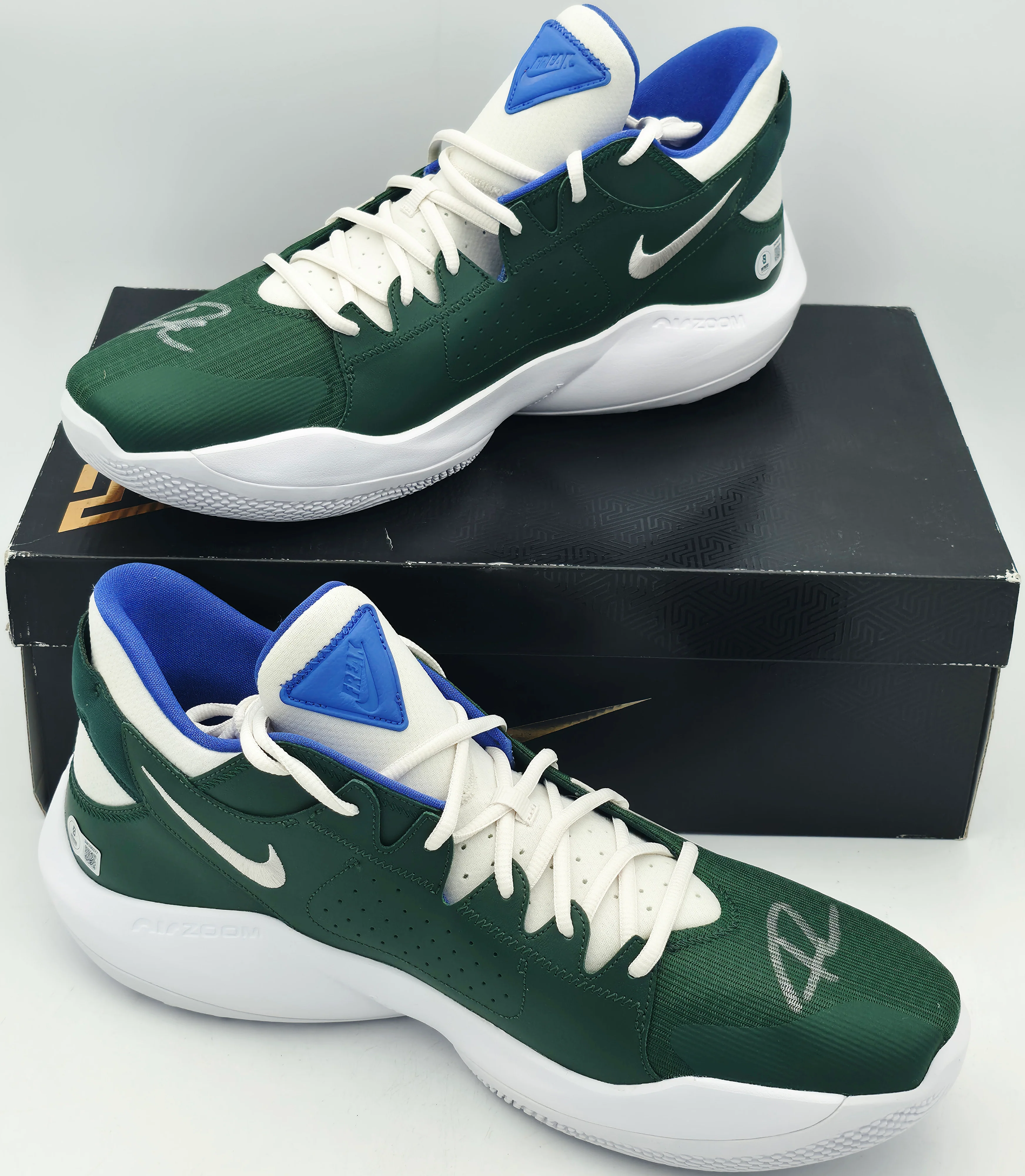 Giannis Antetokounmpo Autographed 2021 Player Exclusive (PE) Promo Fir, Phantom & White Nike Zoom Freak 2 MSCO Shoes Milwaukee Bucks Size 17 Beckett BAS Witness Stock #252595 - Image 2