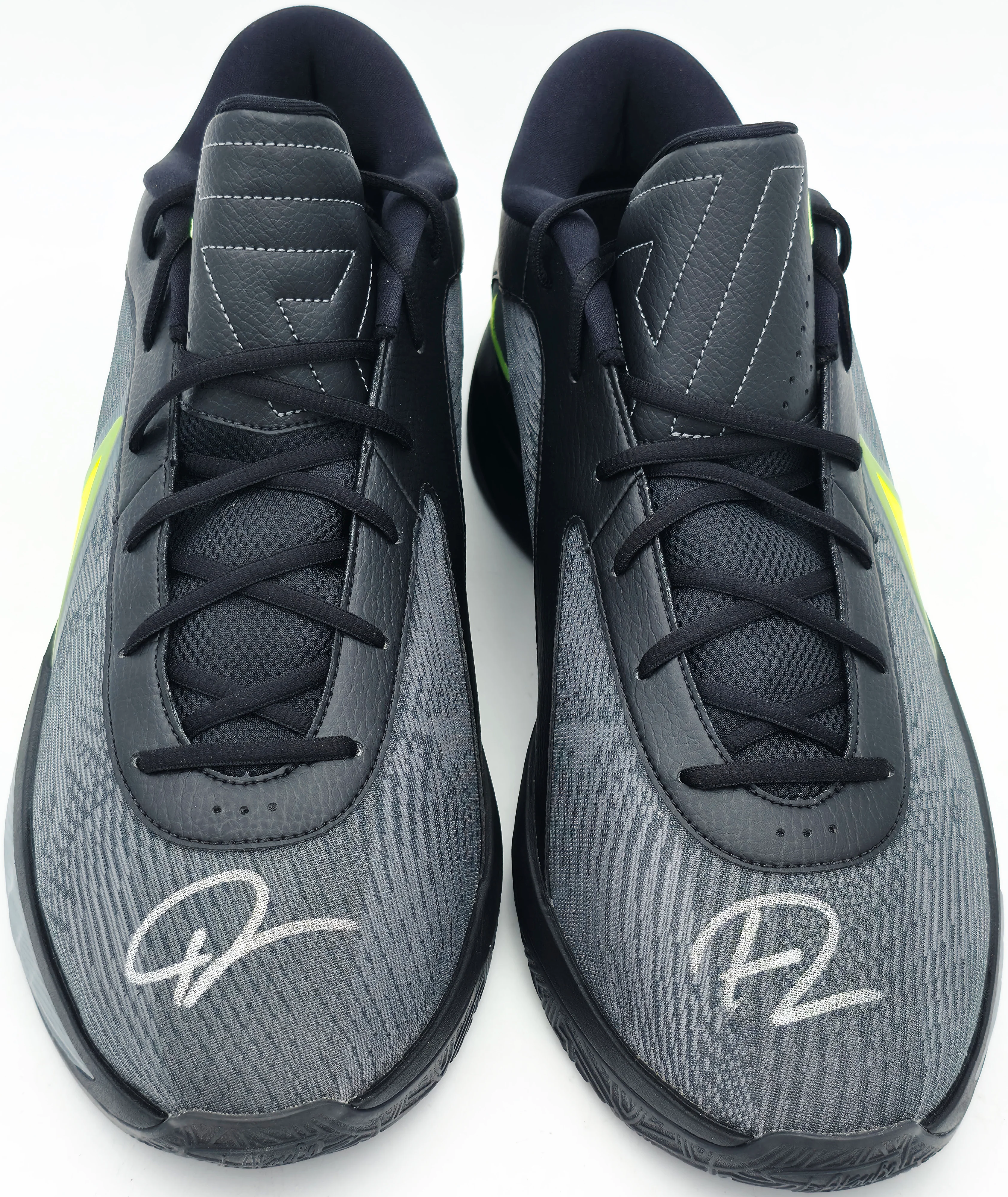 Giannis Antetokounmpo Autographed 2024 Player Exclusive (PE) Promo Black, Volt & Cool Grey Nike Zoom Freak 6 Shoes Milwaukee Bucks Size 17 Beckett BAS Witness Stock #252733 - Image 3