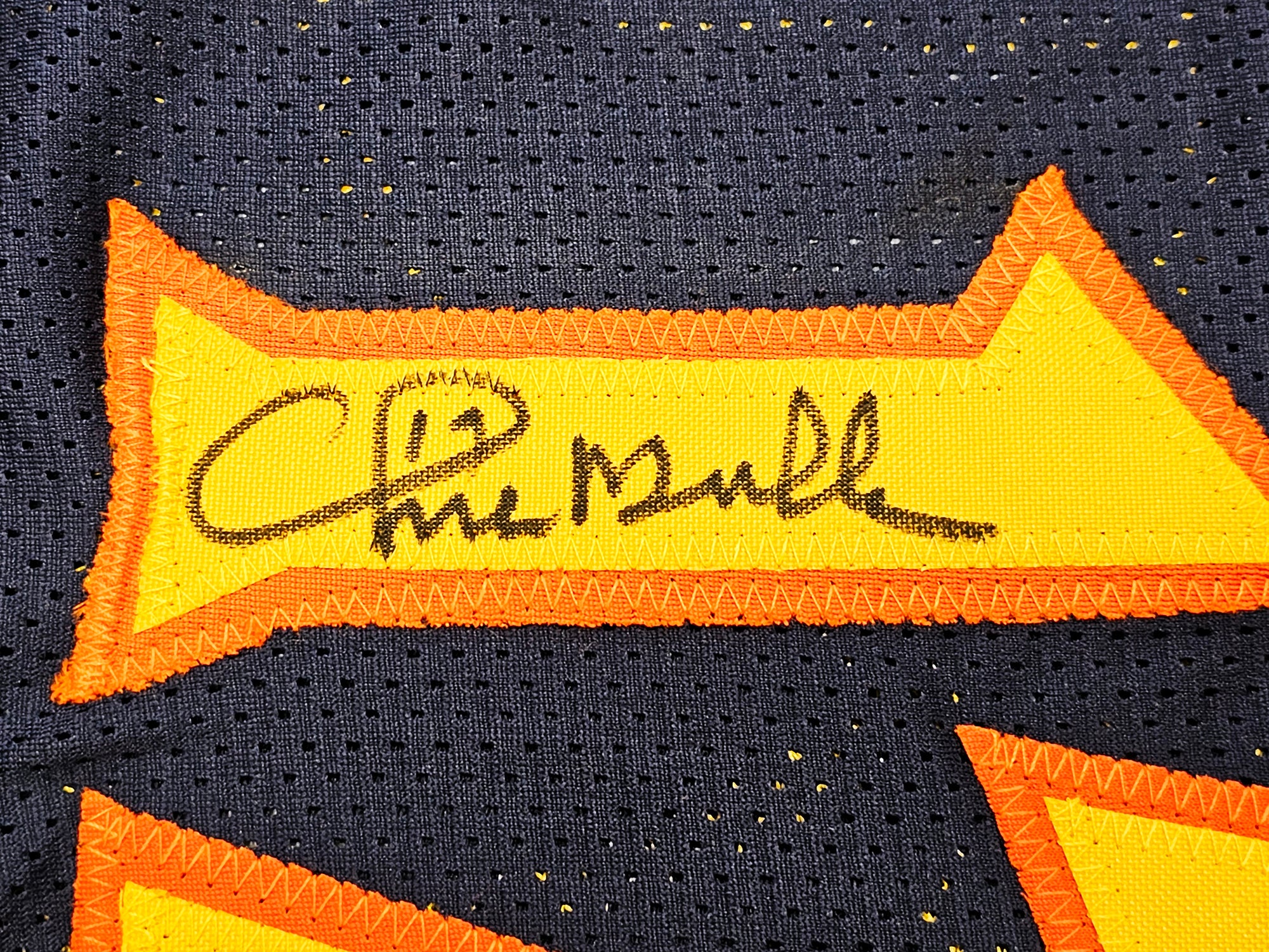 Golden State Warriors Chris Mullin, Tim Hardaway & Mitch Richmond Autographed Dark Blue Jersey Run TMC Beckett BAS Witness Stock #216821 - Image 4