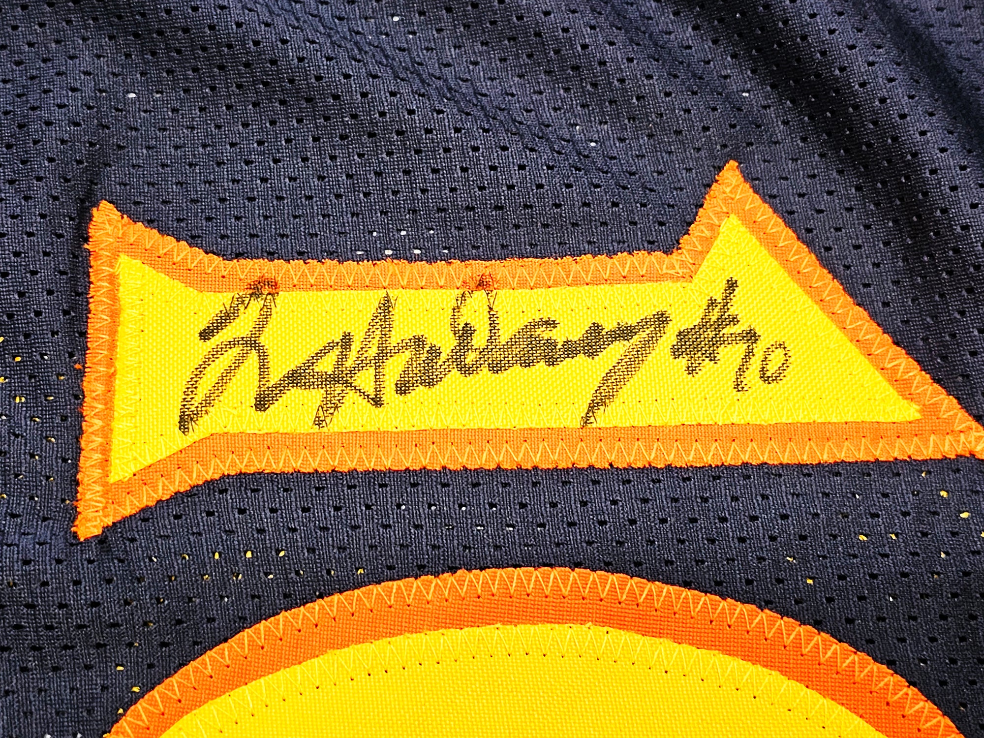 Golden State Warriors Chris Mullin, Tim Hardaway & Mitch Richmond Autographed Dark Blue Jersey Run TMC Beckett BAS Witness Stock #216821 - Image 5