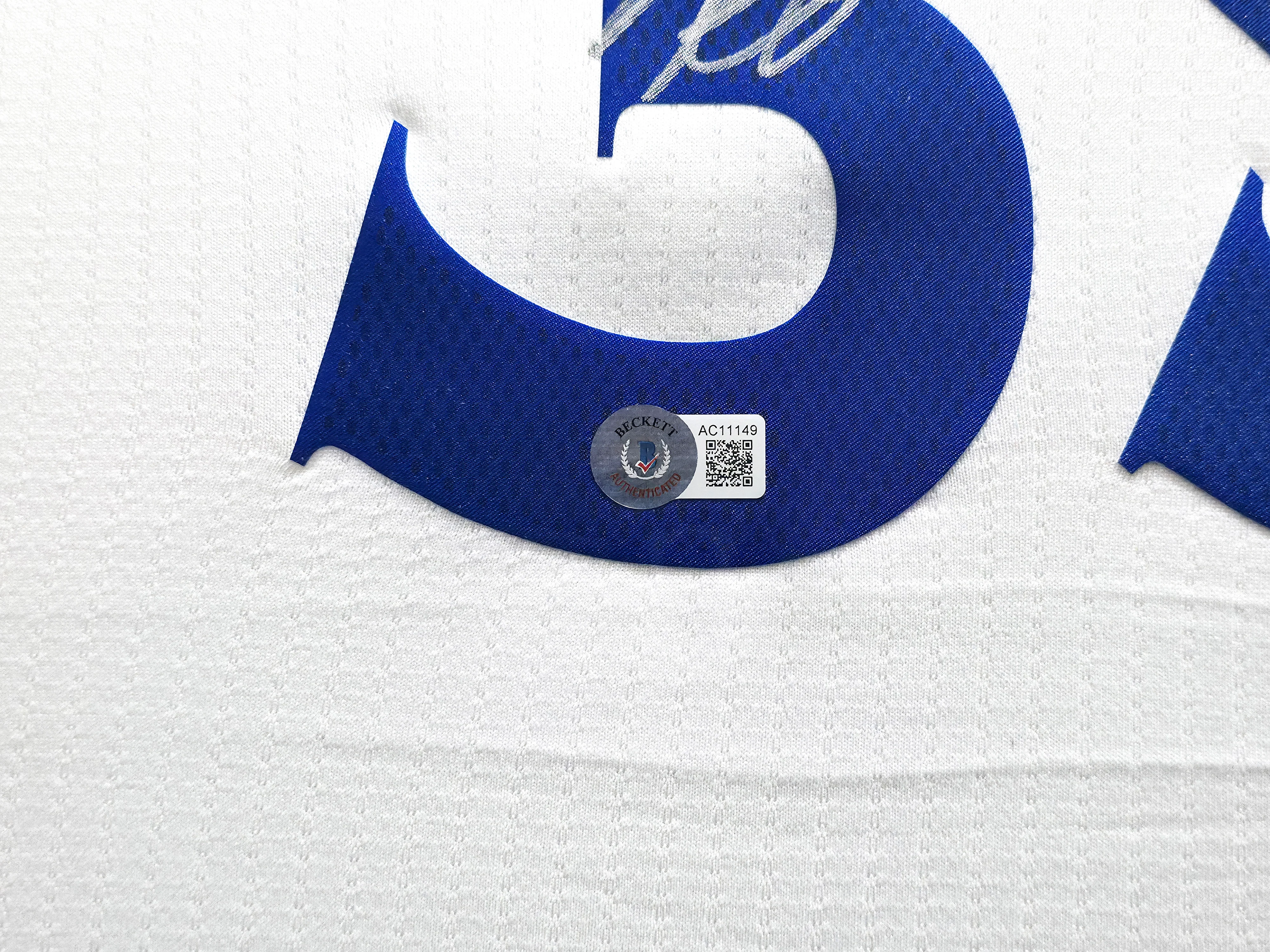 Golden State Warriors Kevin Durant Autographed Framed White Adidas Swingman Jersey Beckett BAS QR Stock #239069 - Image 4