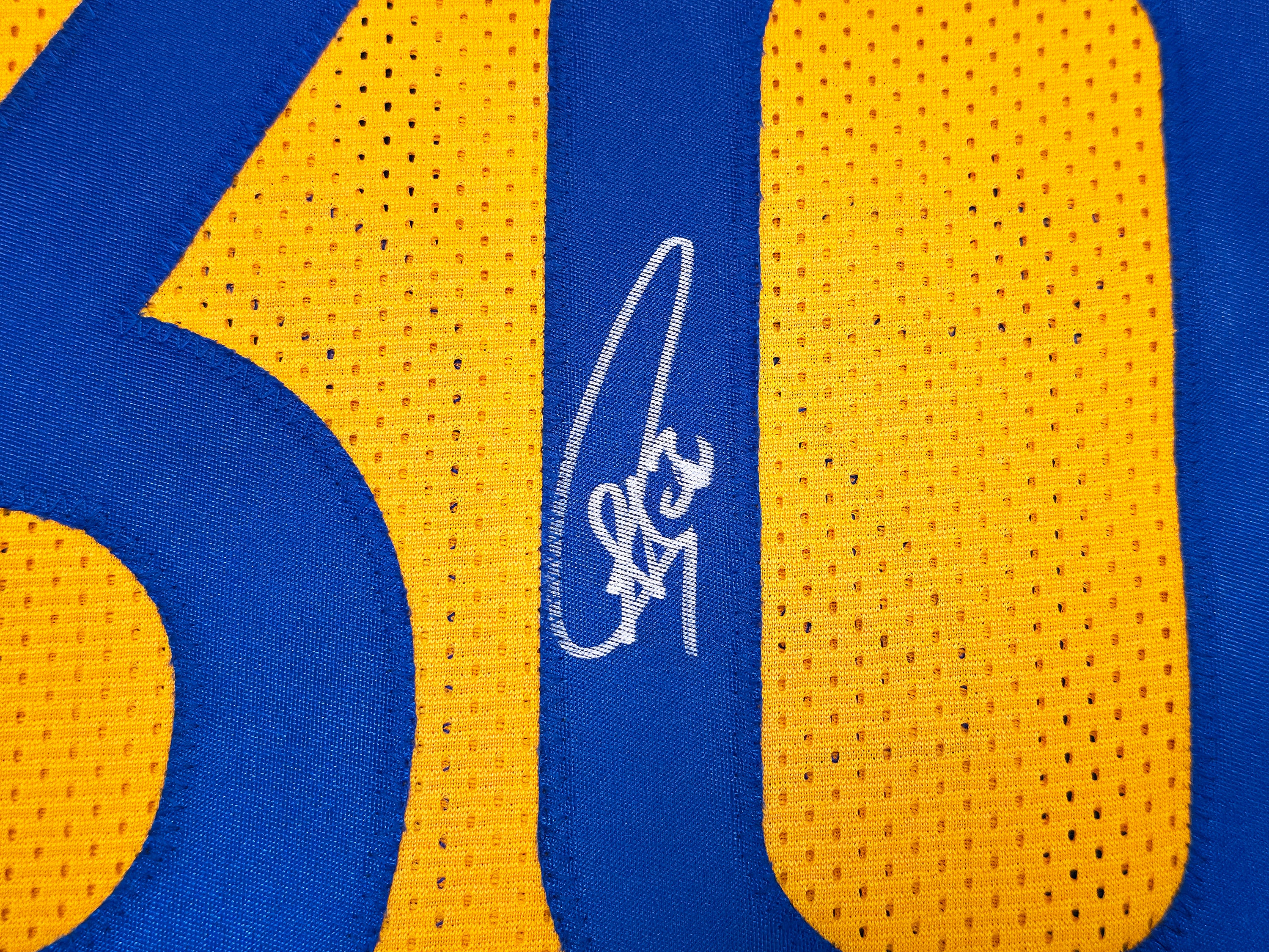 Golden State Warriors Stephen Curry Autographed Yellow Jersey Beckett BAS Stock #238842 - Image 4