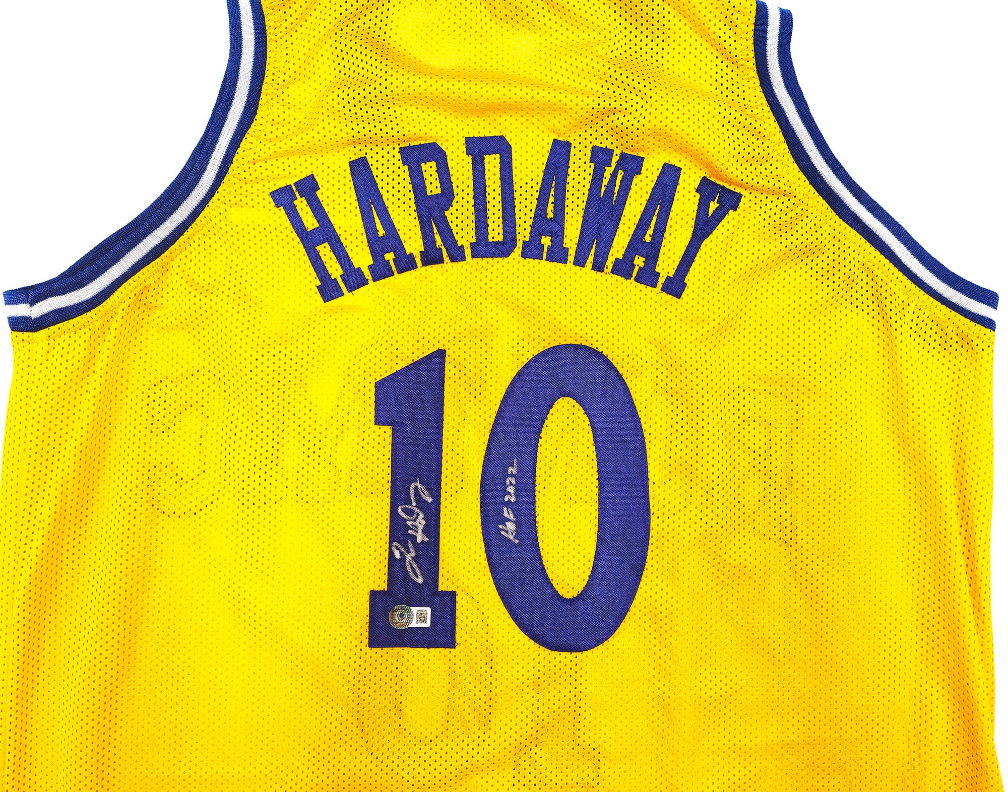 Golden State Warriors Tim Hardaway Autographed Yellow Jersey "HOF 2022" Beckett BAS Witness Stock #232601 - Image 3