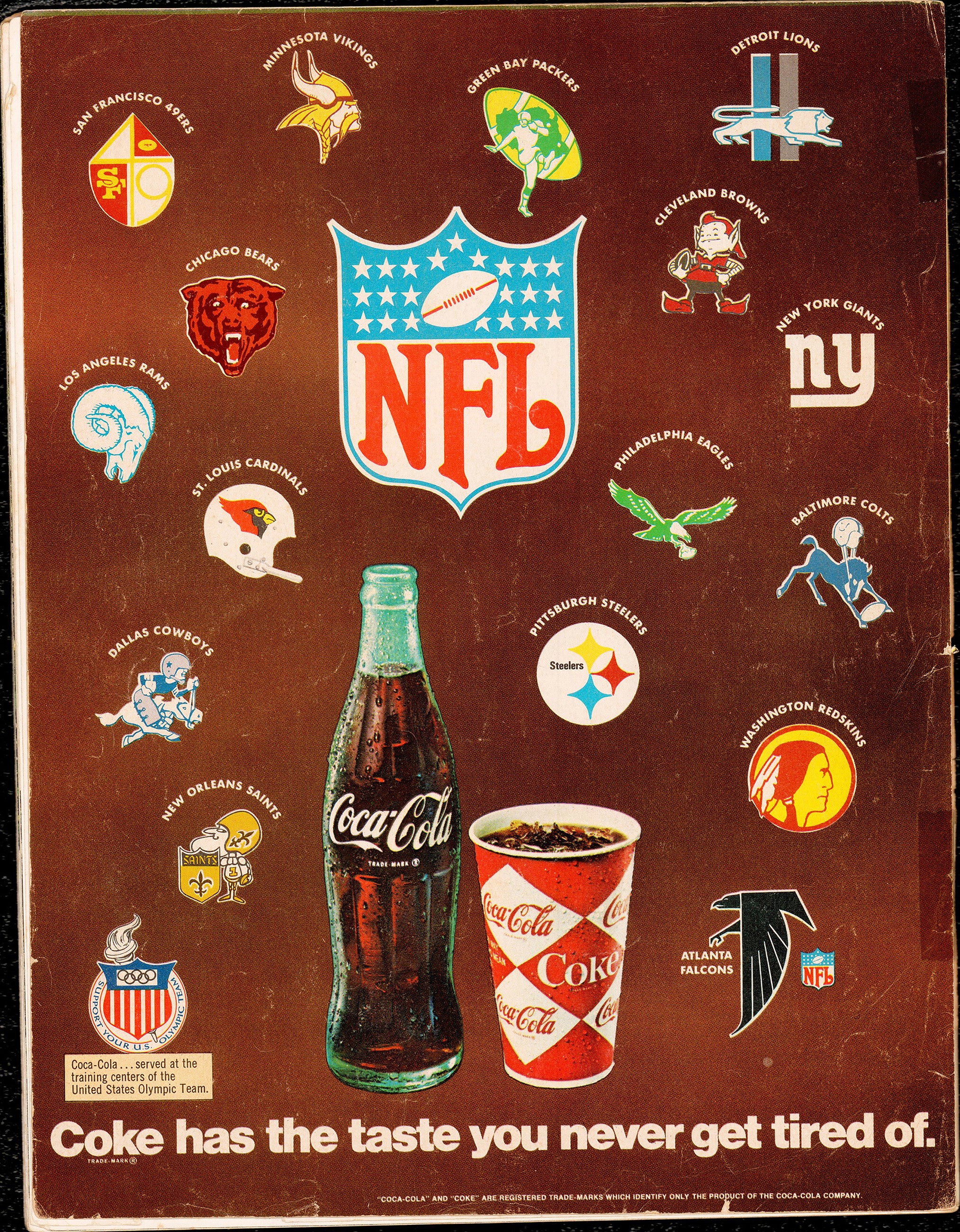 Green Bay Packers Autographed 1967 NFL Illustrated Program With 32 Signatures Including Vince Lombardi Beckett BAS #AE65524 - Image 4