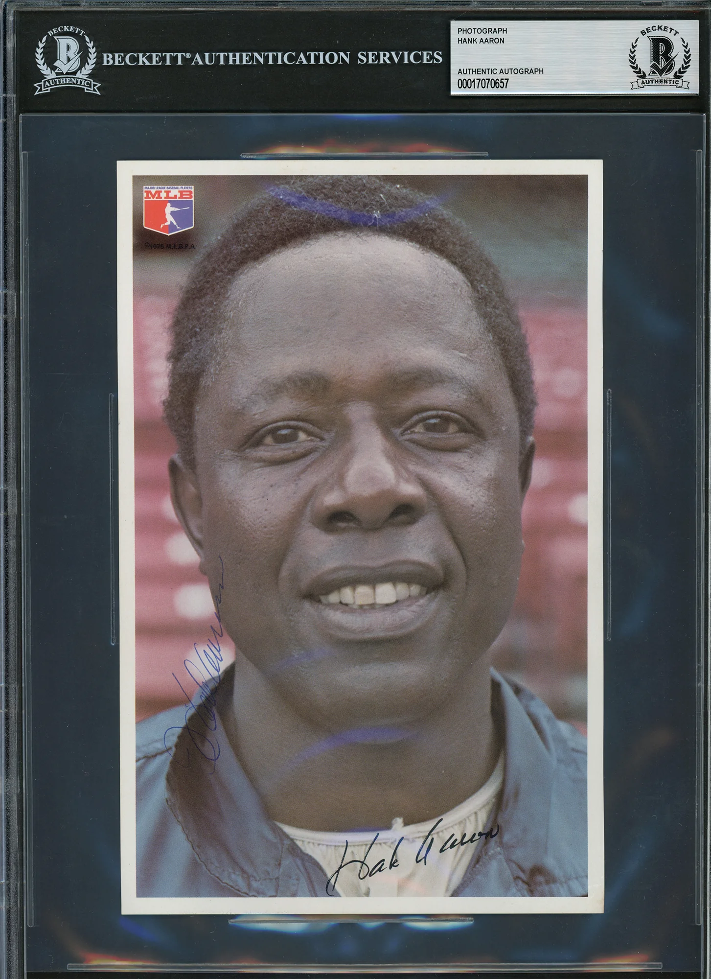 Hank Aaron Autographed 1976 Team Issued 6x9 Photo Milwaukee Brewers Beckett BAS #17070657 - Image 3