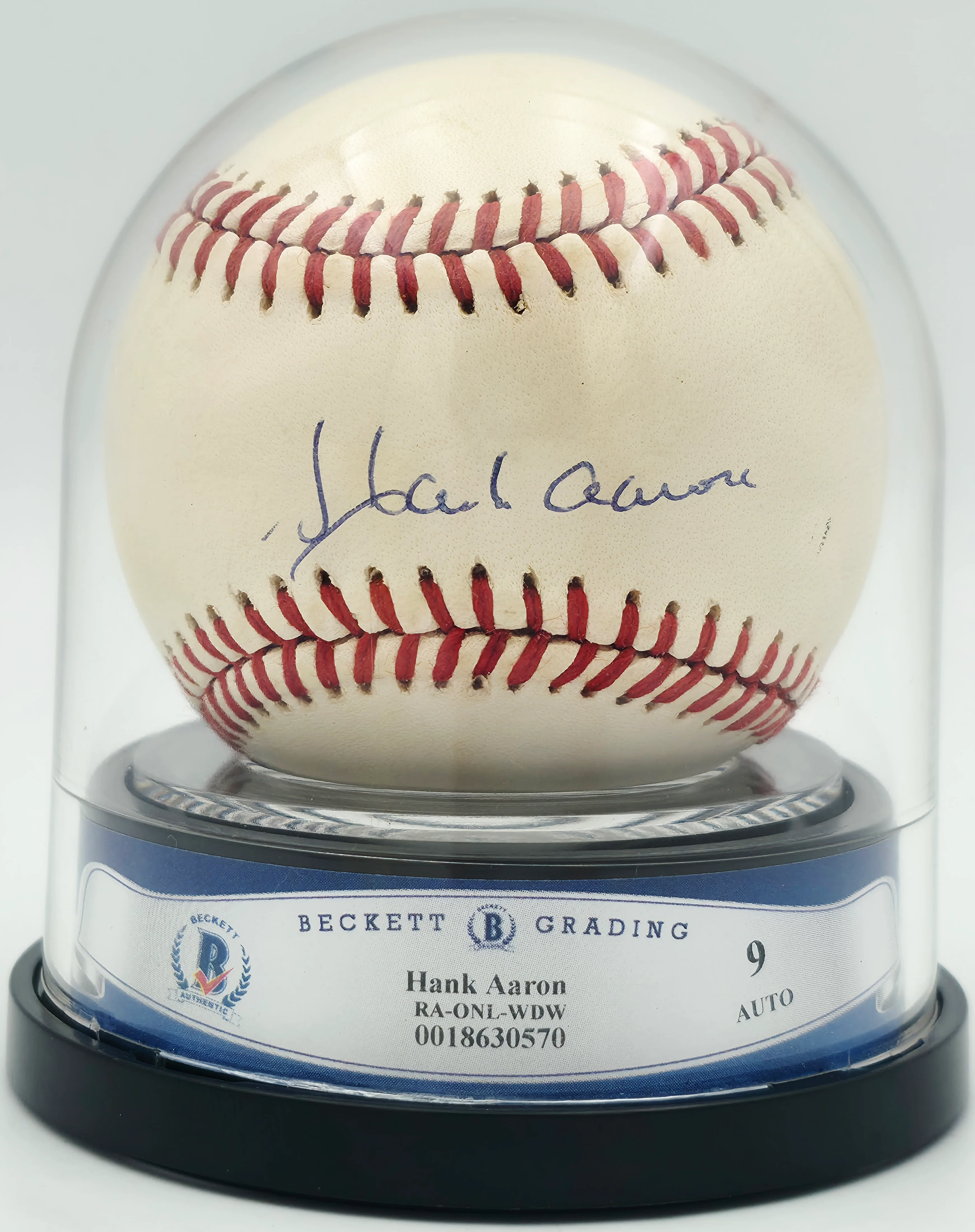 Hank Aaron Autographed Official NL Baseball Atlanta Braves Auto Grade Mint 9 Beckett BAS #18630570