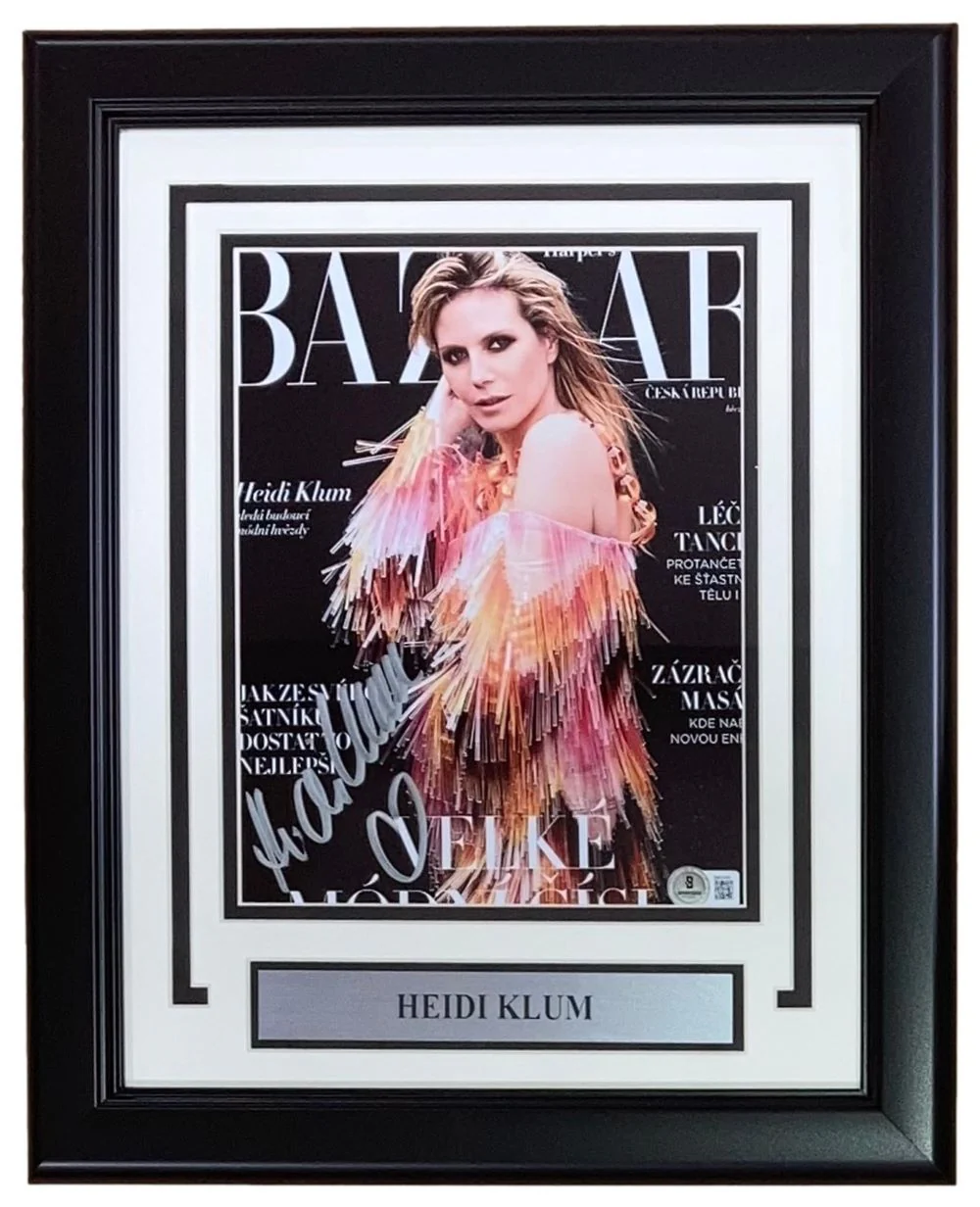 Heidi Klum Signed Framed 8x10 Photo BAS