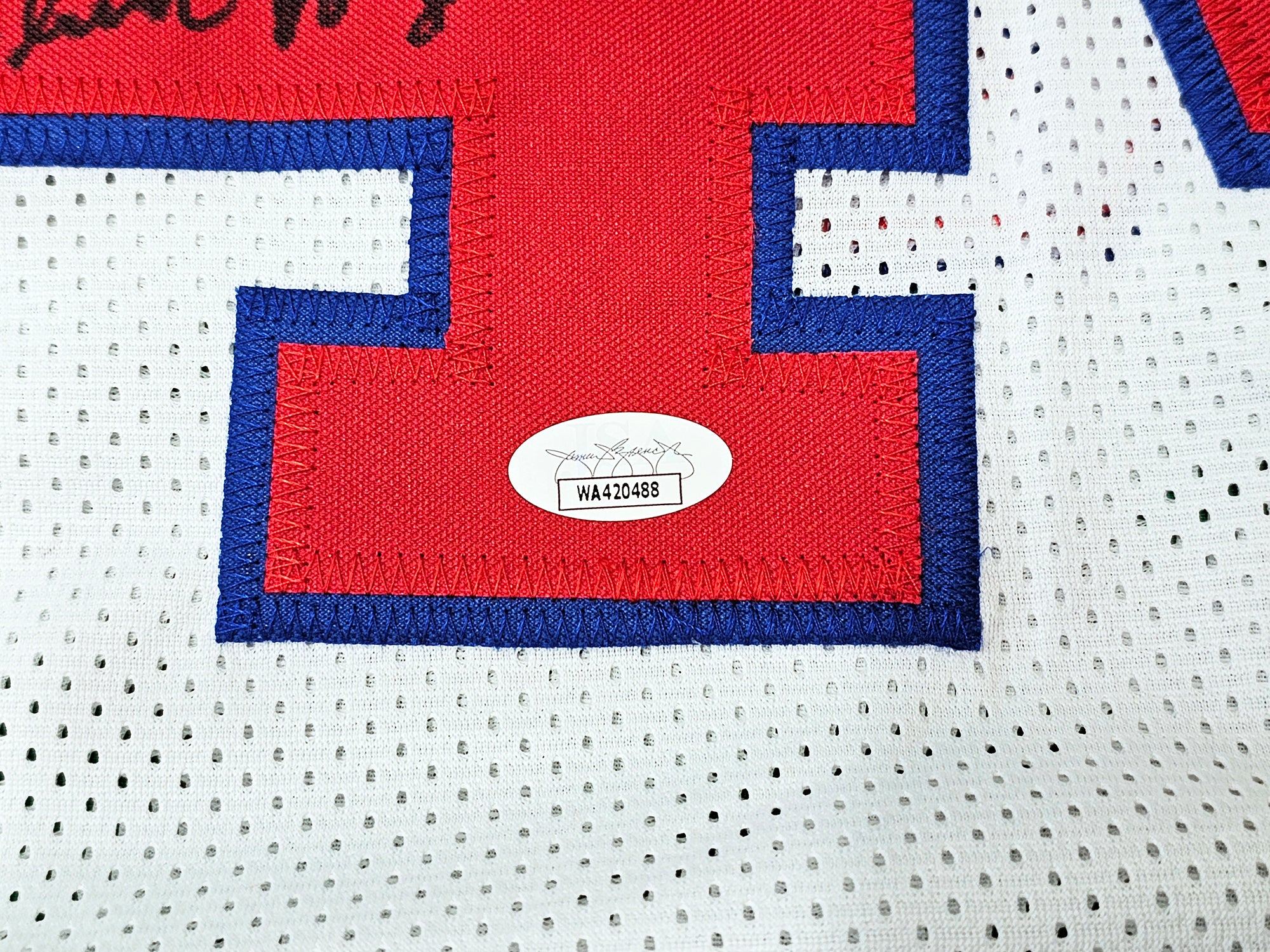 Houston Rockets Elvin Hayes Autographed White Jersey JSA Stock #215703 - Image 5