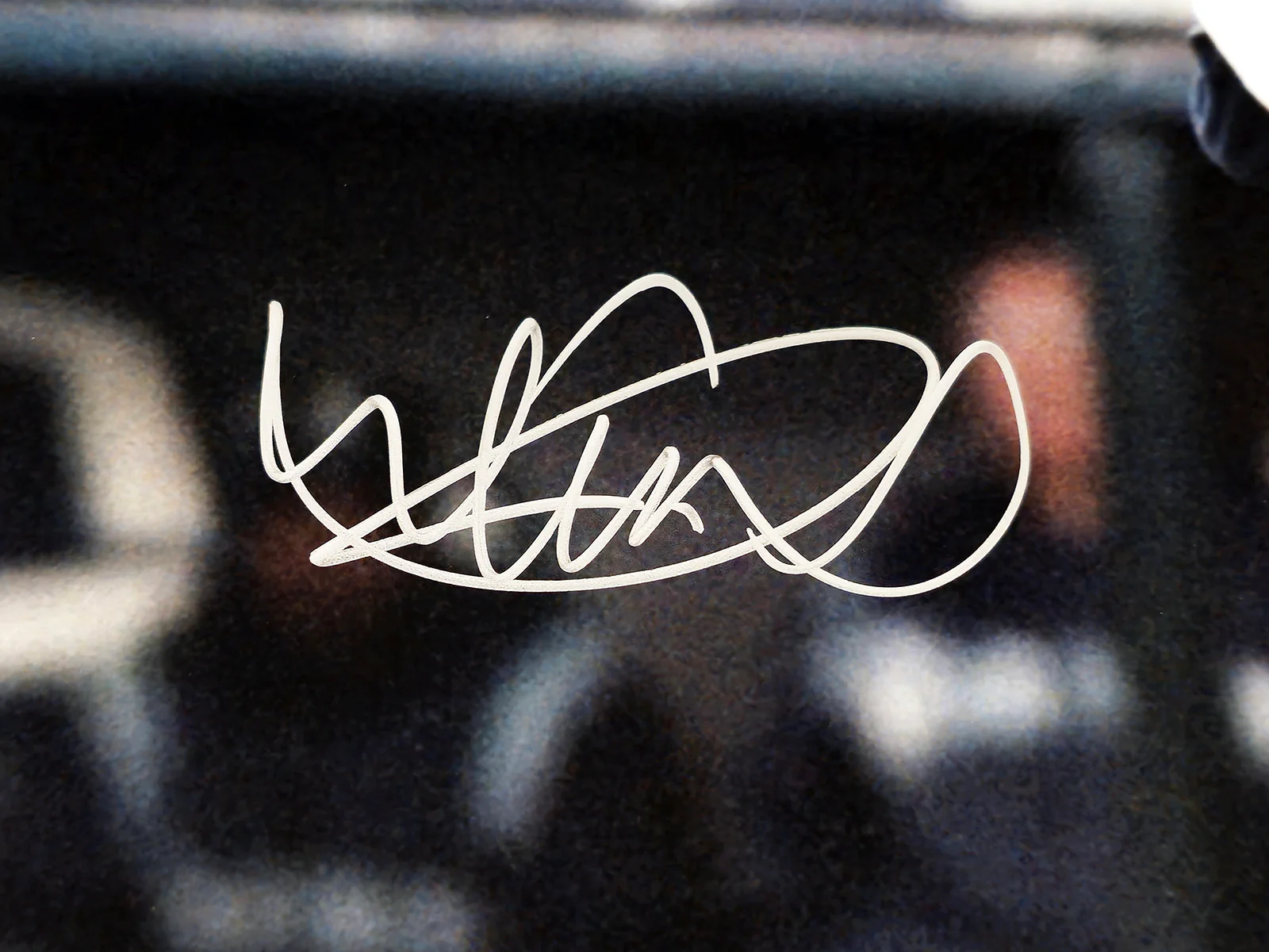 Ichiro Suzuki Autographed 16x20 Photo Seattle Mariners MLB Debut IS Holo Stock #212176 - Image 2