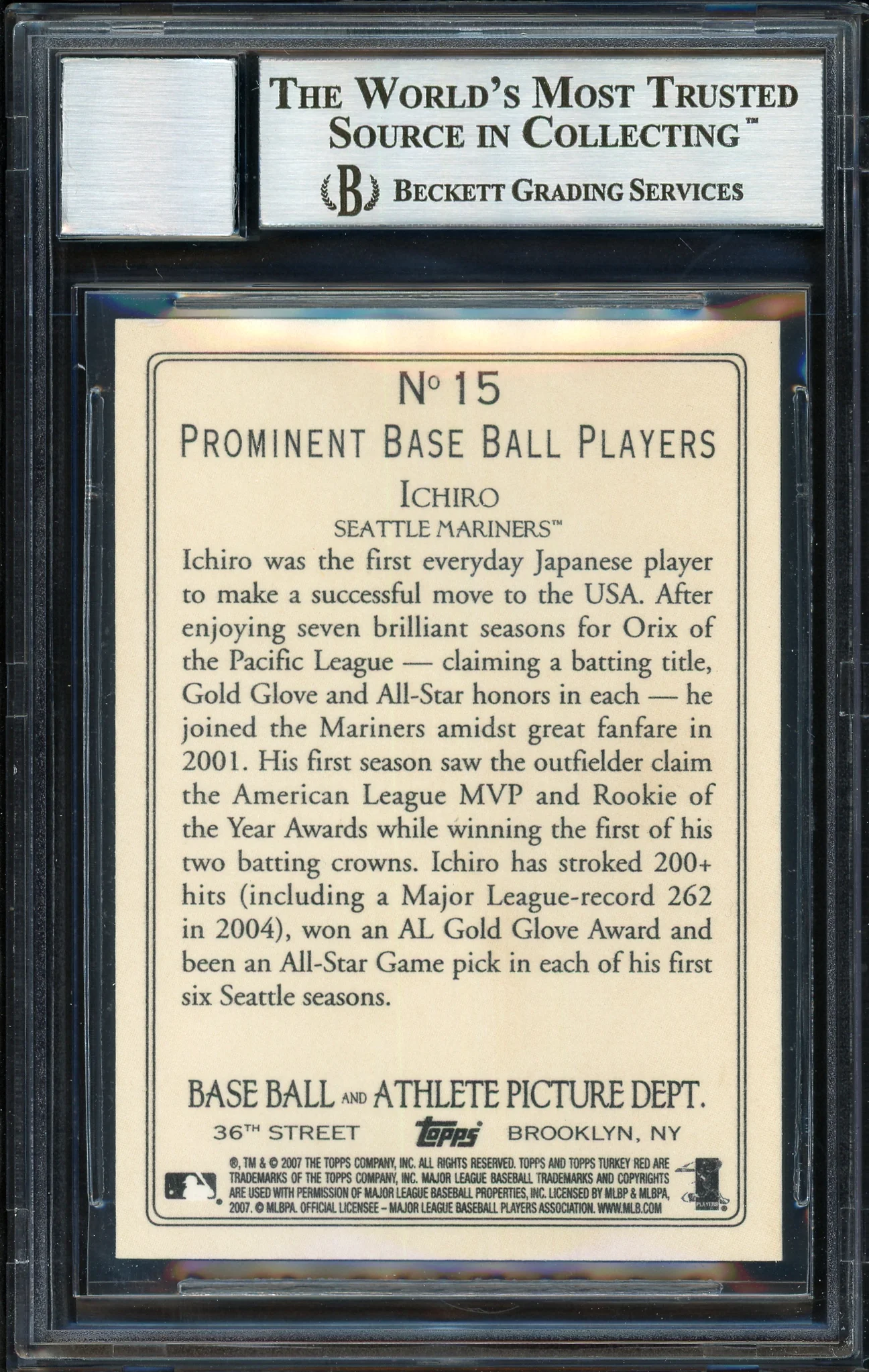 Ichiro Suzuki Autographed 2007 Topps Turkey Red Card #15 Seattle Mariners Auto Grade 10 Beckett BAS Stock #189846 - Image 2