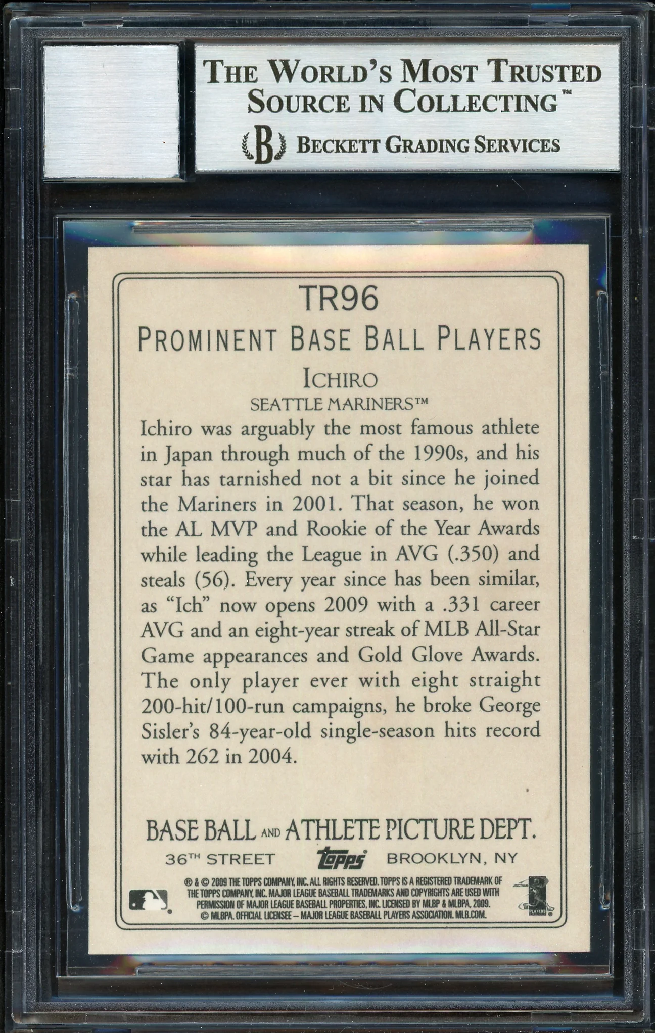 Ichiro Suzuki Autographed 2009 Topps Turkey Red Card #TR96 Seattle Mariners Auto Grade 10 Beckett BAS Stock #189862 - Image 2