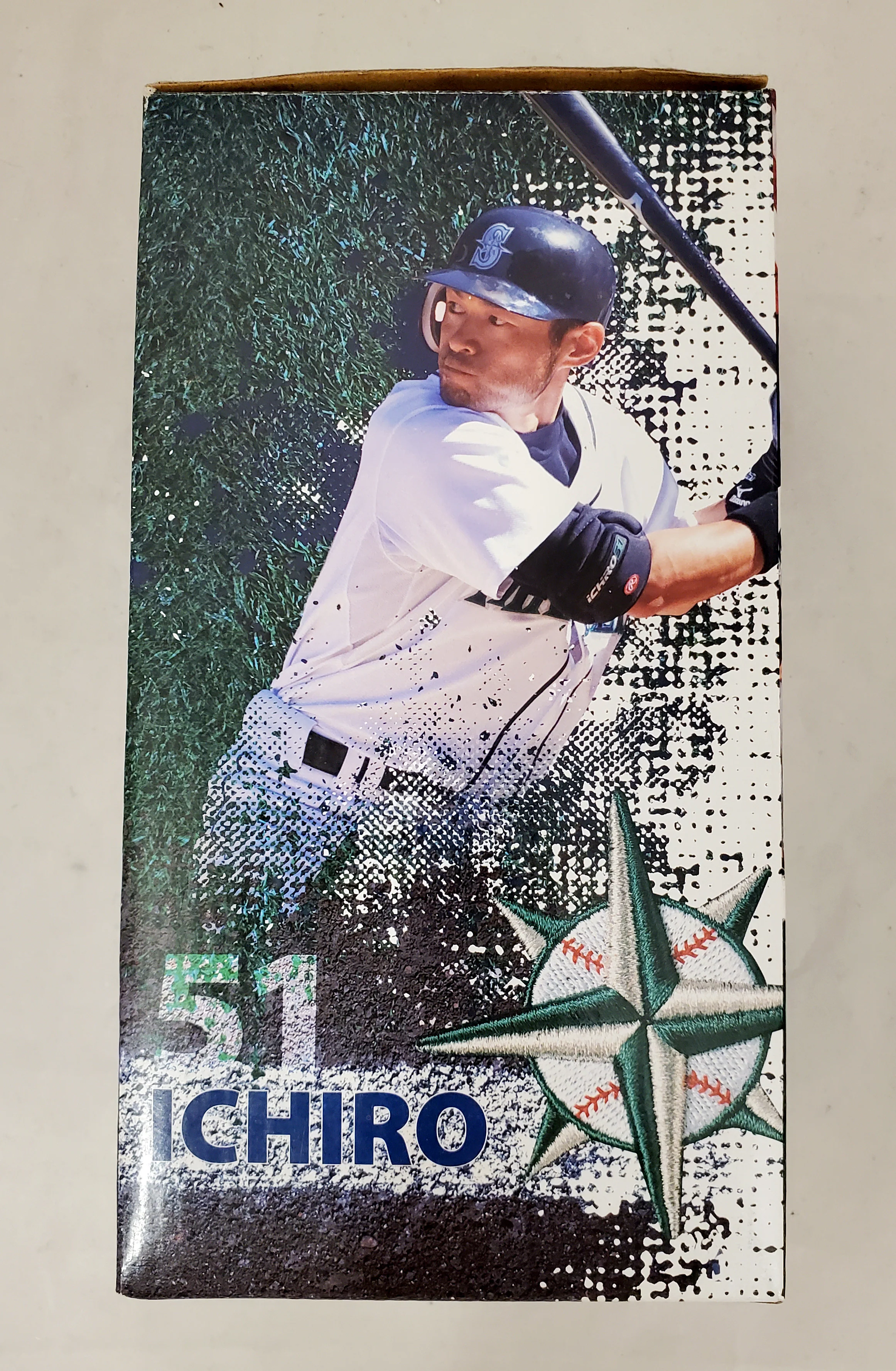 Ichiro Suzuki Autographed 2011 Hit Counter Bobblehead Box Seattle Mariners IS Holo SKU #193663 - Image 3