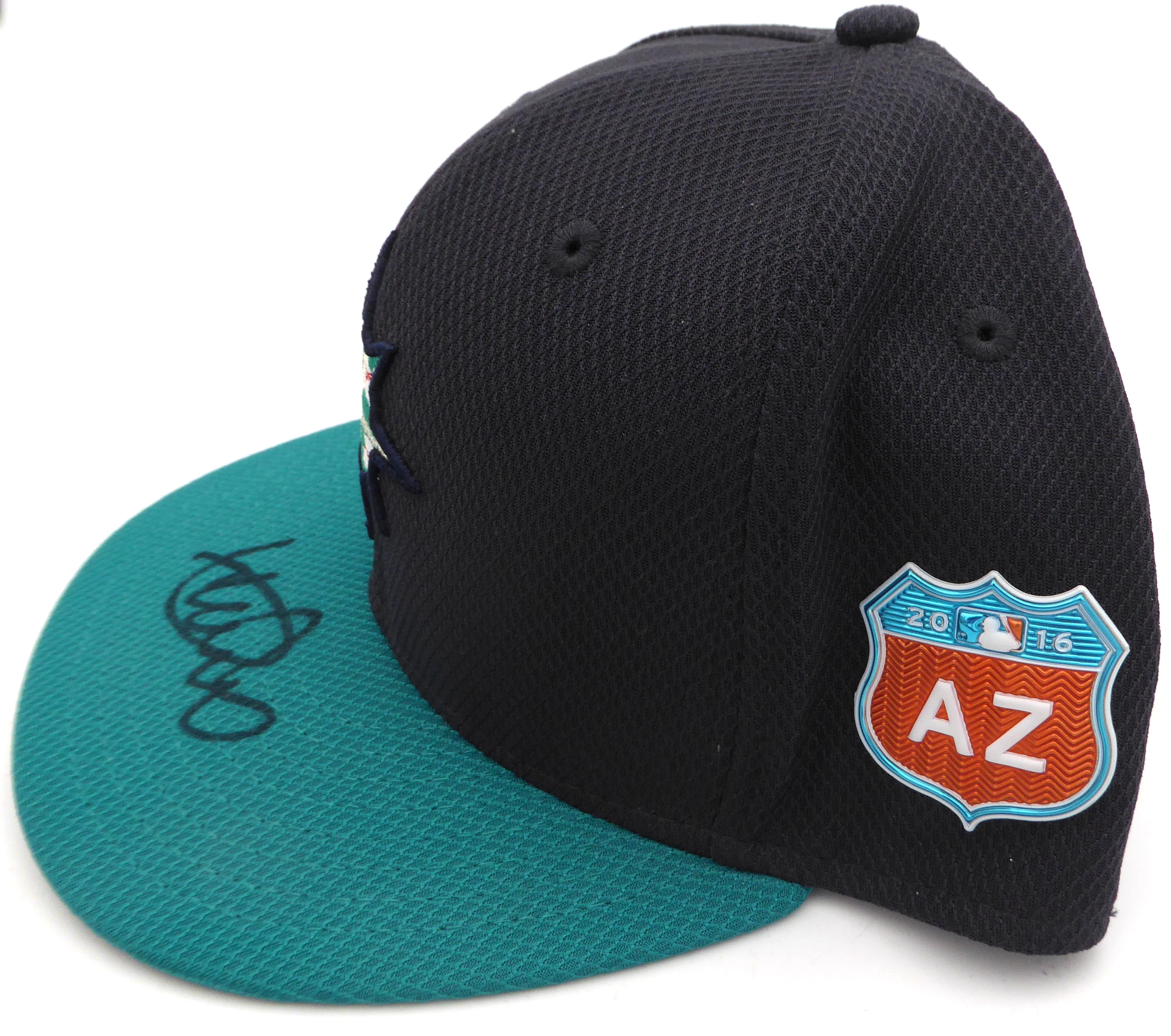 Ichiro Suzuki Autographed 2016 Spring Training Hat Seattle Mariners IS Holo SKU #225876 - Image 3