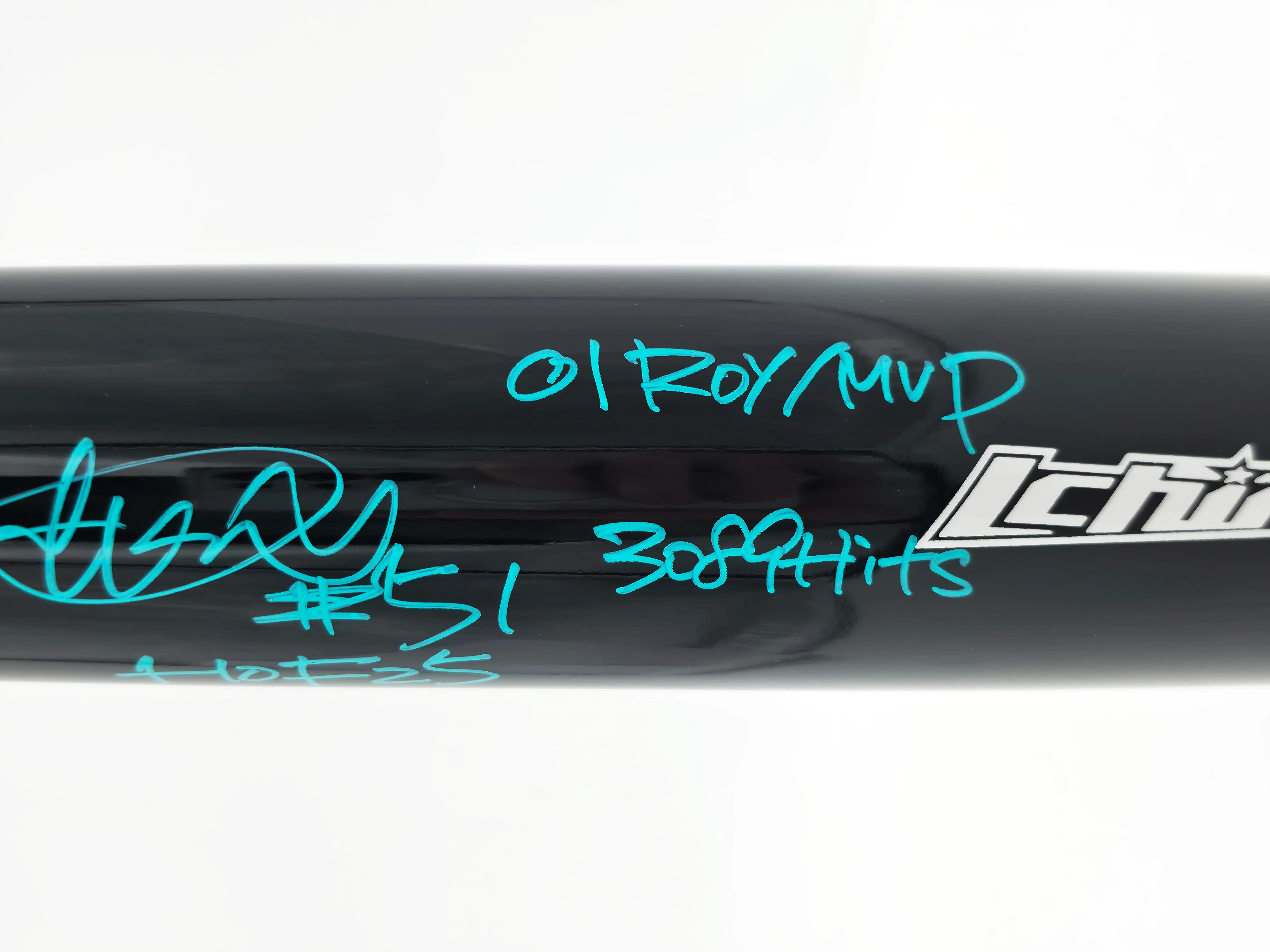 Ichiro Suzuki Autographed Black Mizuno Player Model Baseball Bat Seattle Mariners With 7 Stats IS Holo & Beckett BAS Witness Stock #256835 - Image 5