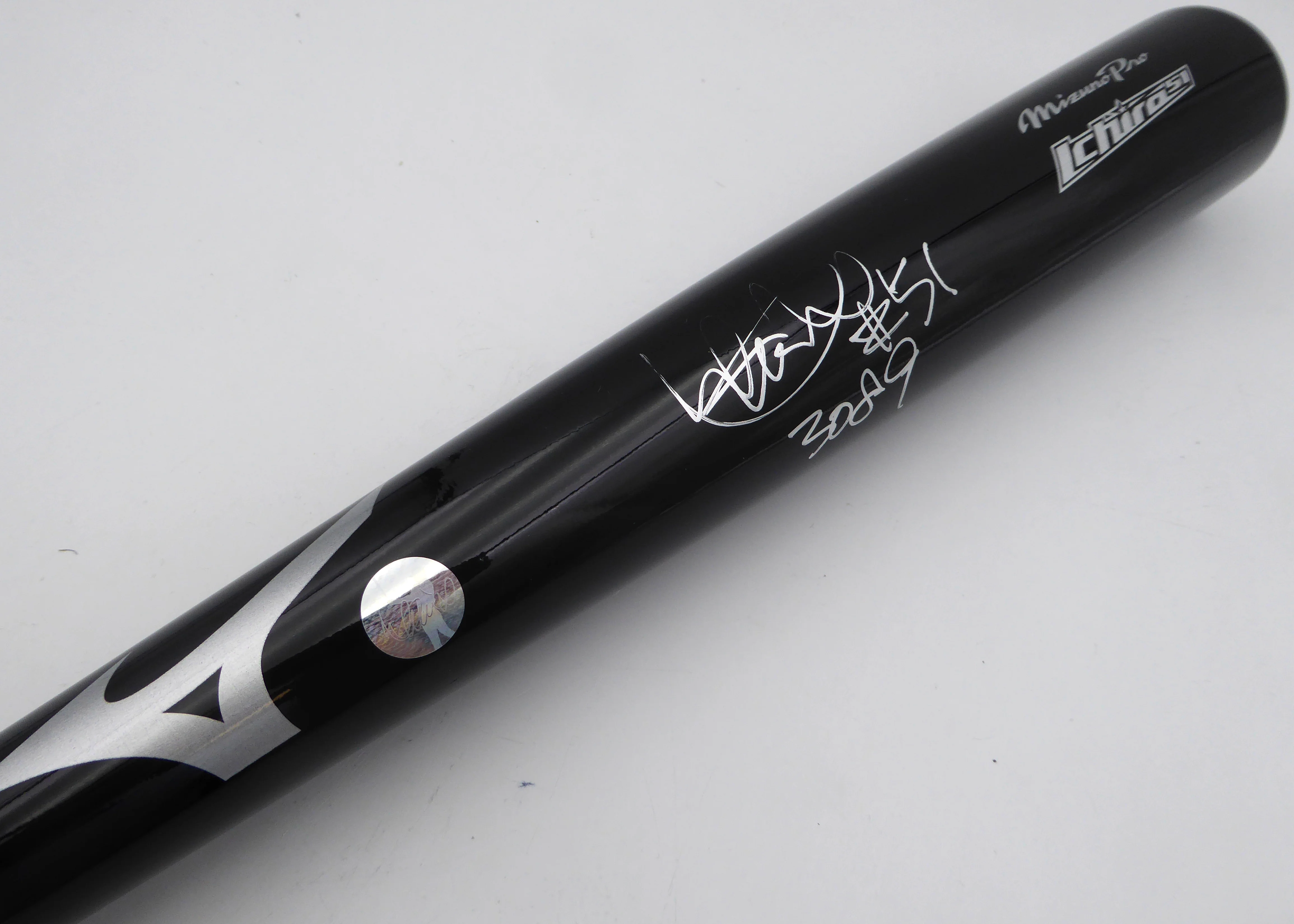 Ichiro Suzuki Autographed Black Mizuno Player Model Bat Seattle Mariners "#51 & 3089" SKU #229067 - Image 3
