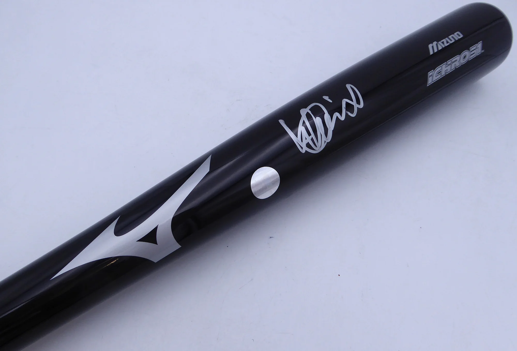 Ichiro Suzuki Autographed Mizuno Bat Seattle Mariners IS Holo SKU #253202