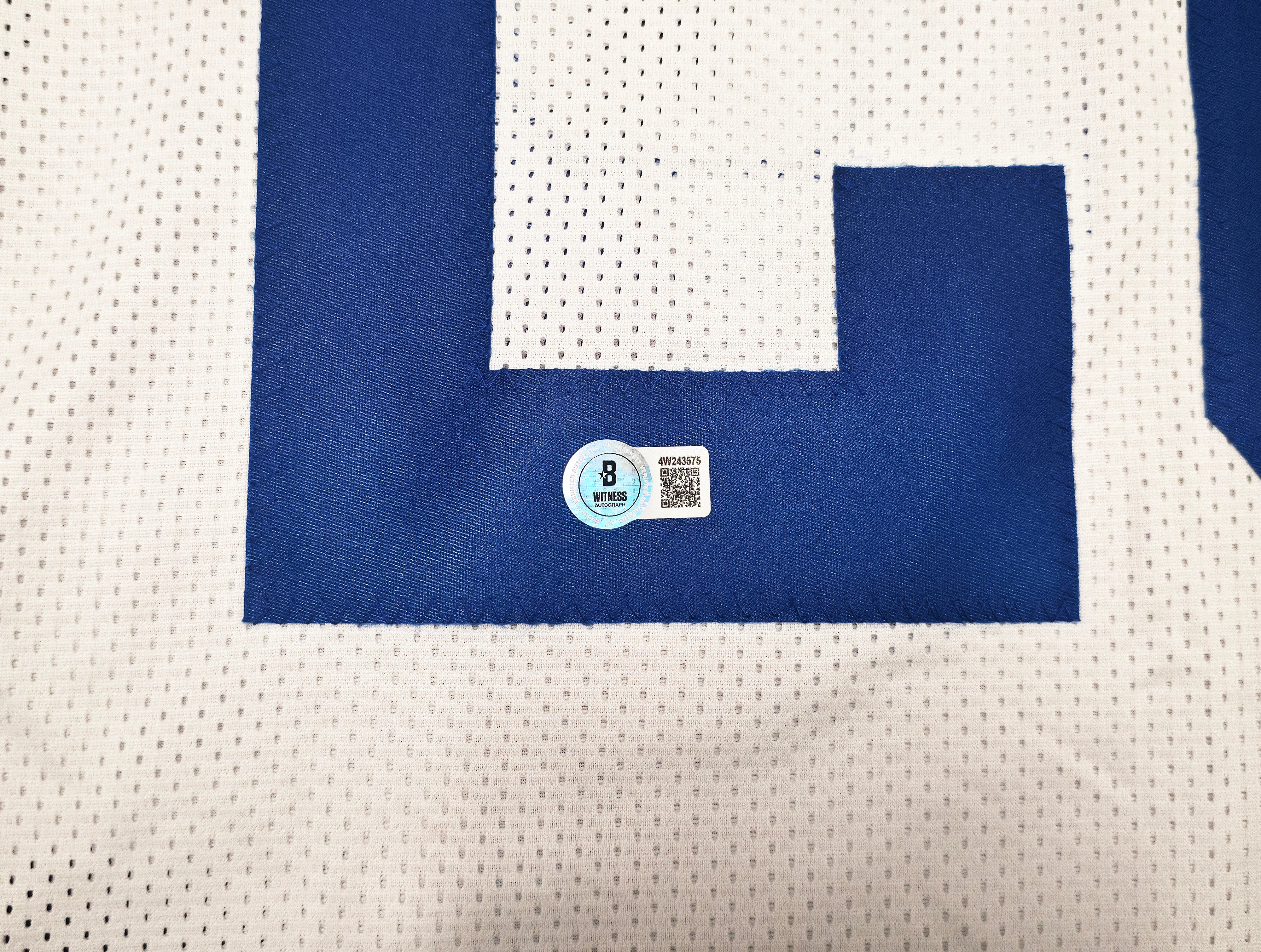 Indianapolis Colts Jonathan Taylor Autographed White Jersey Beckett BAS Witness Stock #256915 - Image 5