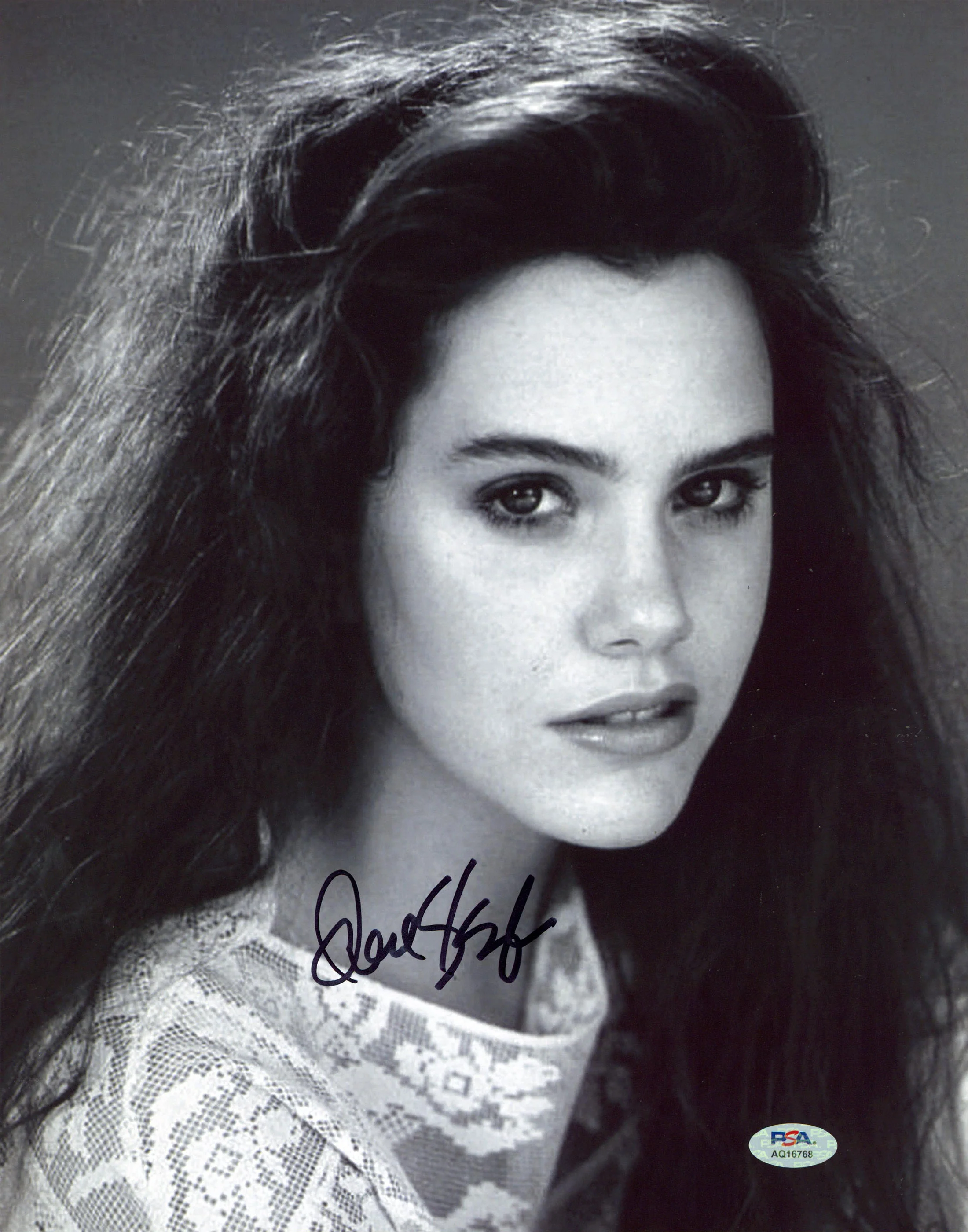 Ione Skye River's Edge Authentic Signed 11x14 Vertical Photo PSA/DNA #AP16768 - Image 2